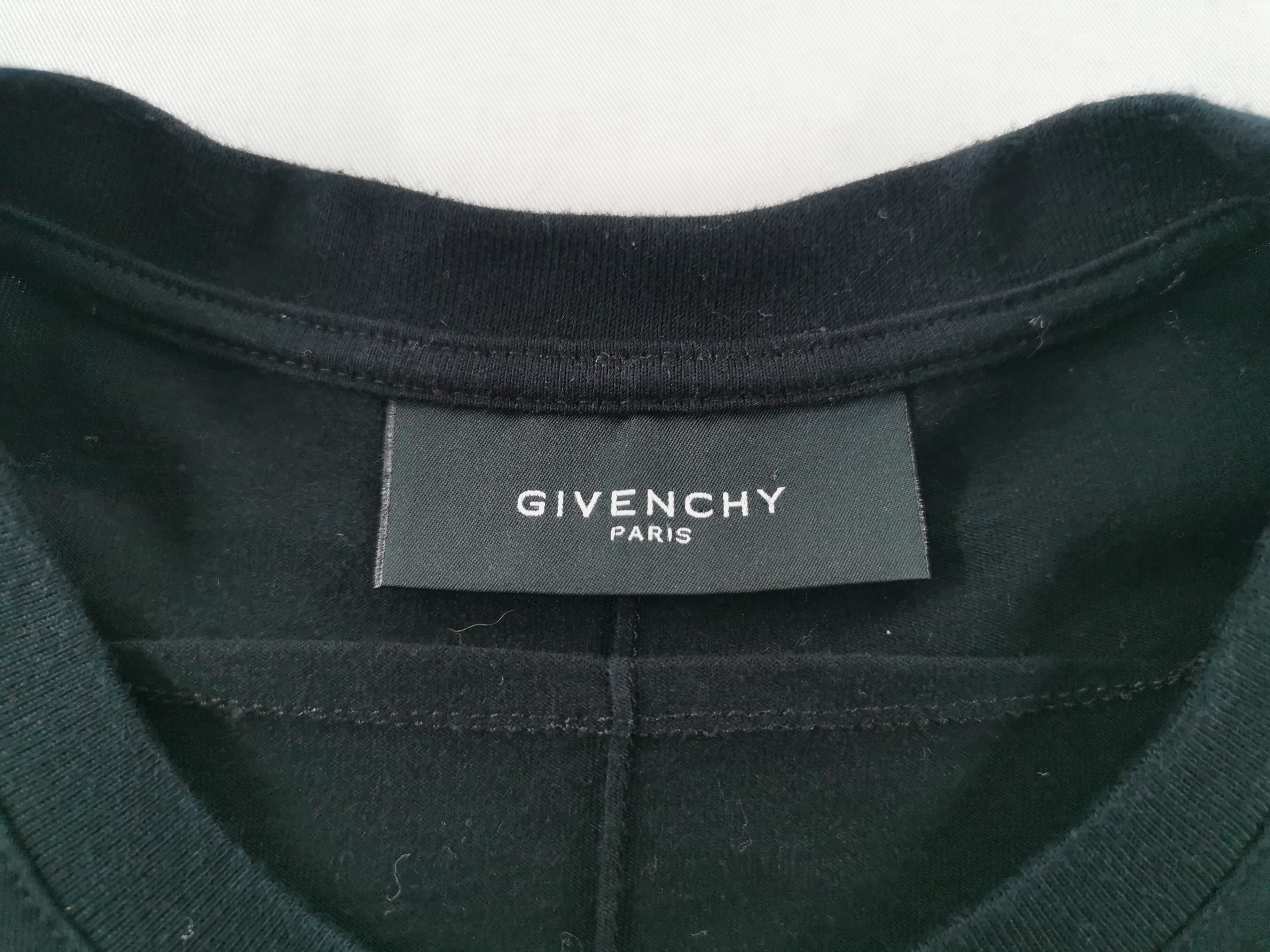 Givenchy Givenchy Big Logo Tee T Shirt Made In Italy Size M Size M / US 6-8 / IT 42-44 - 5 Thumbnail