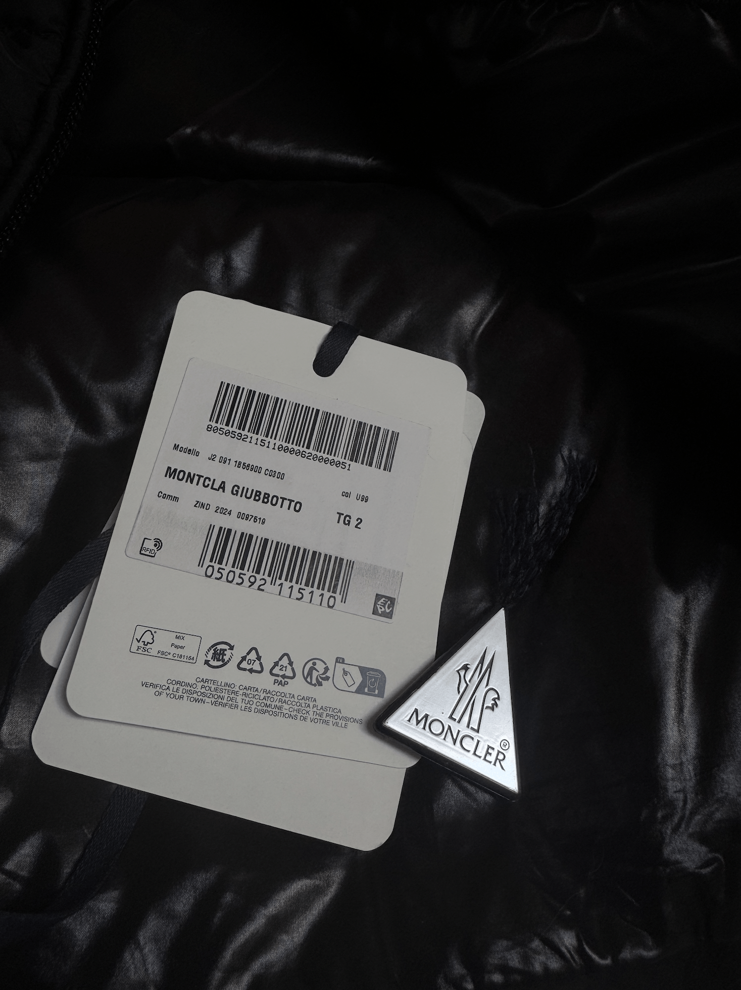 Moncler Moncler Montcla Hooded Short Down Jacket — w/ Garment Bag Size US M / EU 48-50 / 2 - 5 Thumbnail