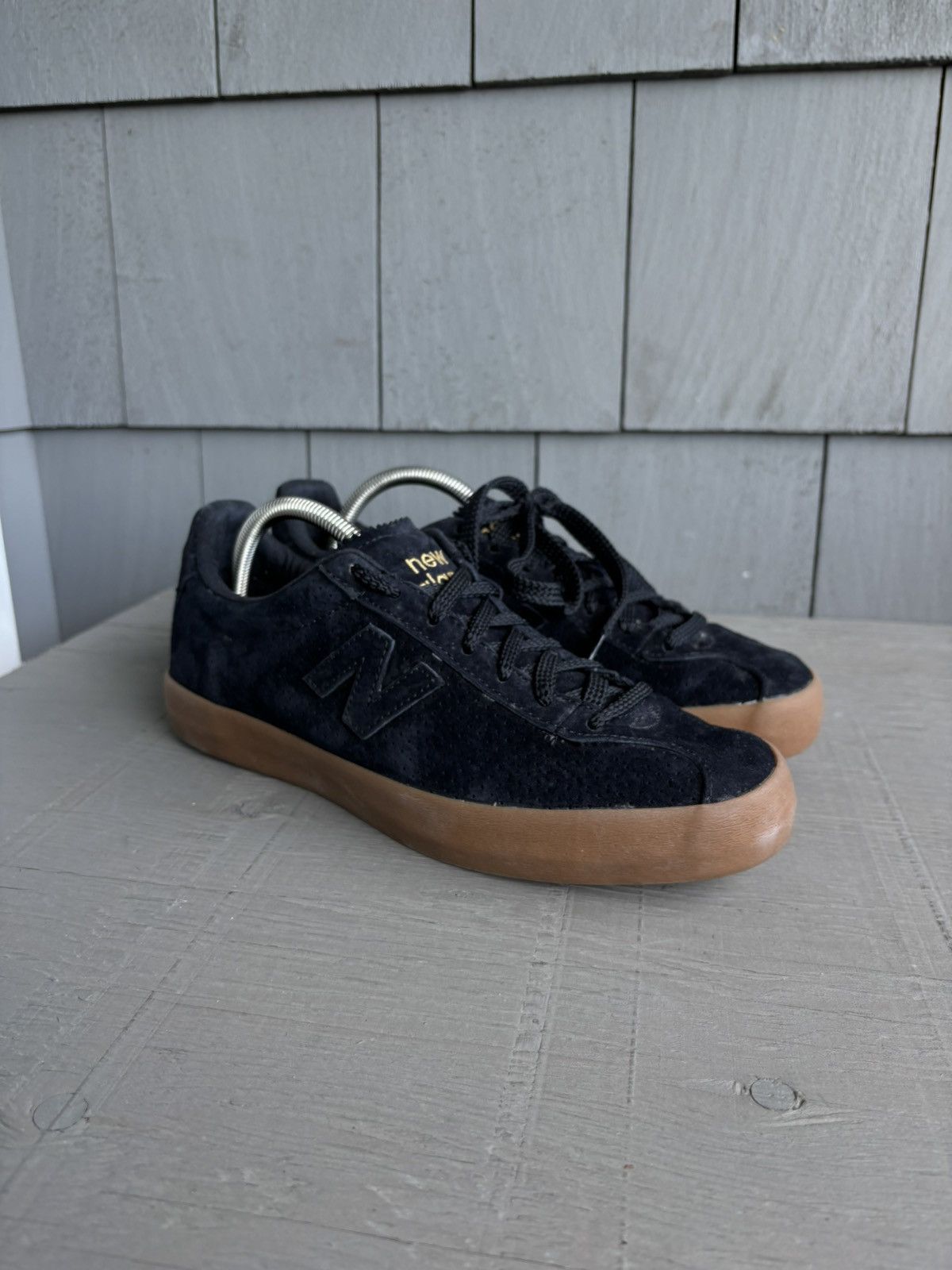 New Balance New Balance Tempus Black Gum Sole Black Suede Mens 8 Cap Toe Size US 8 / EU 41 - 12 Thumbnail