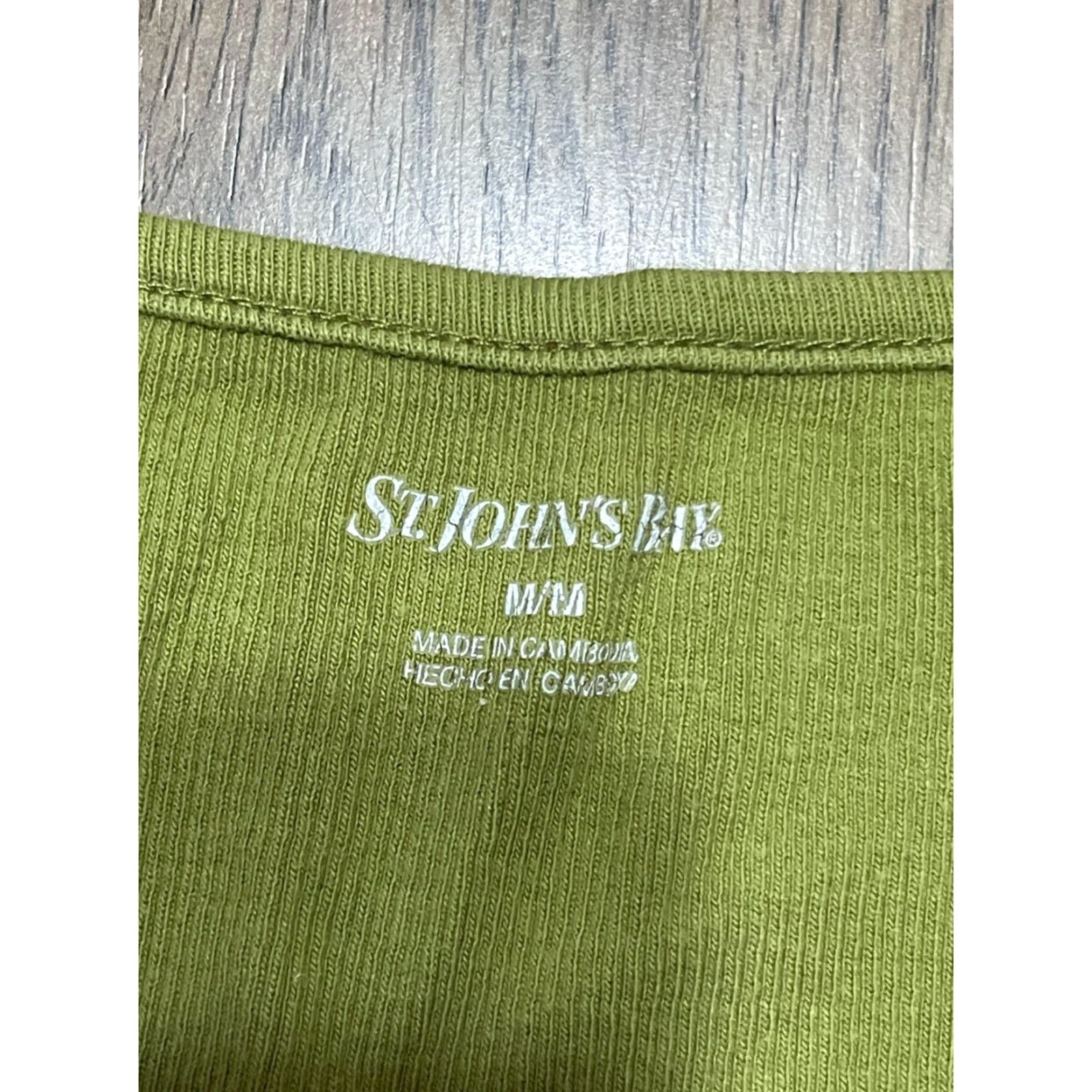 Vintage St. John's Bay Tank Top Women's Size Medium Green Sleeveless Size M / US 6-8 / IT 42-44 - 4 Thumbnail