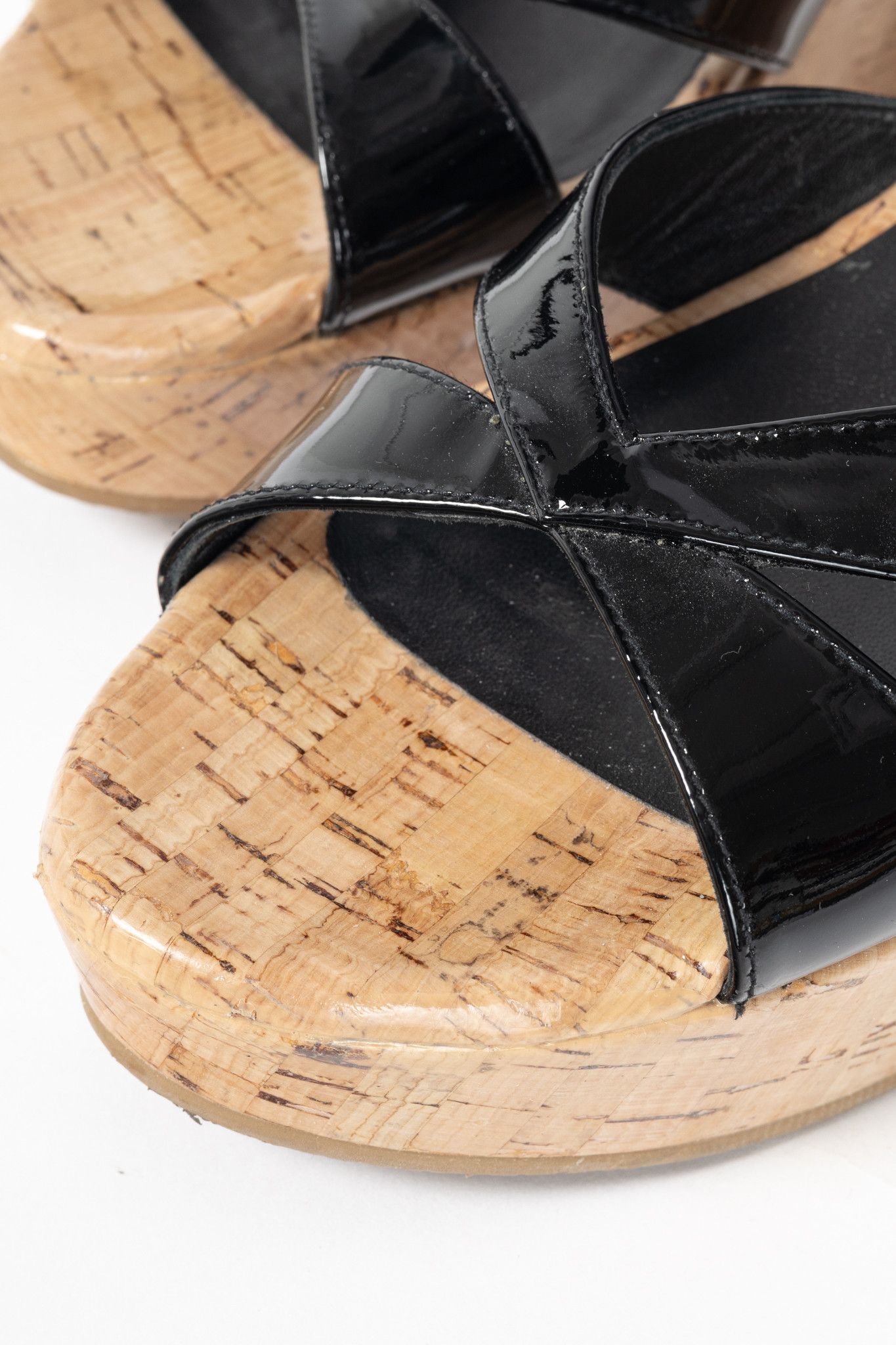 Stuart Weitzman Stuart Weitzman SS24 Carmen Patent Cork-Wedge Mule Sandals Size US 7.5 / IT 37.5 - 7 Thumbnail