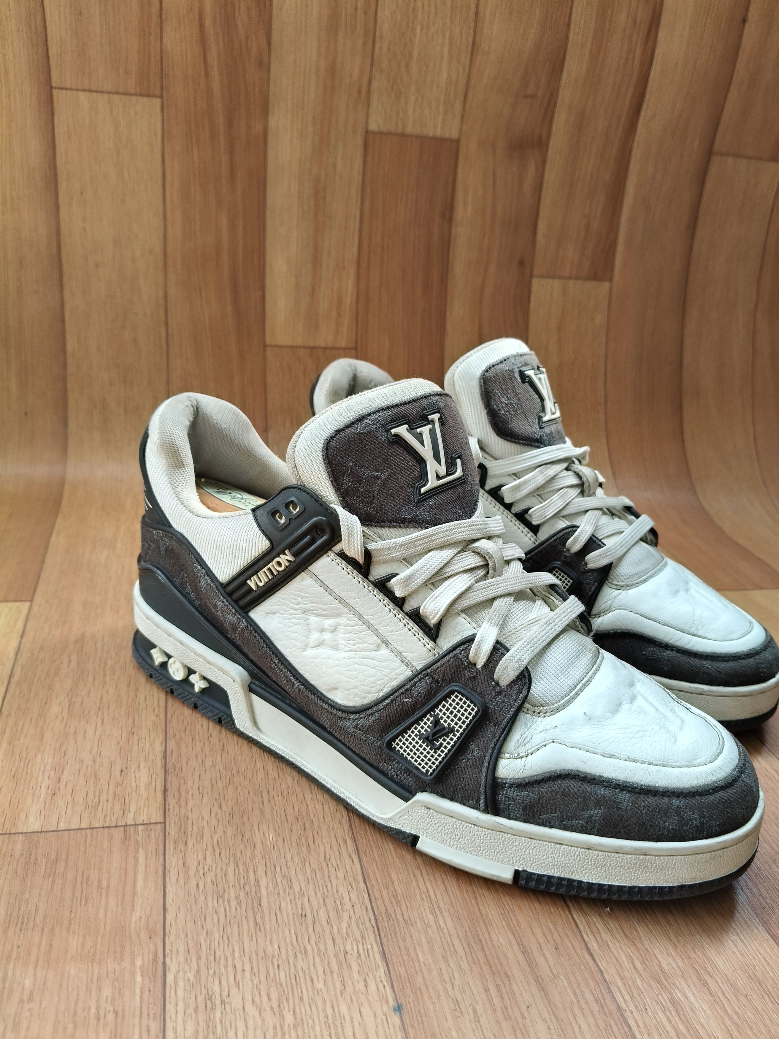 Louis Vuitton Louis Vuitton Trainers Sneakers Trainer Shoes Size 8 / 41 Size US 8 / EU 41 - 1 Thumbnail