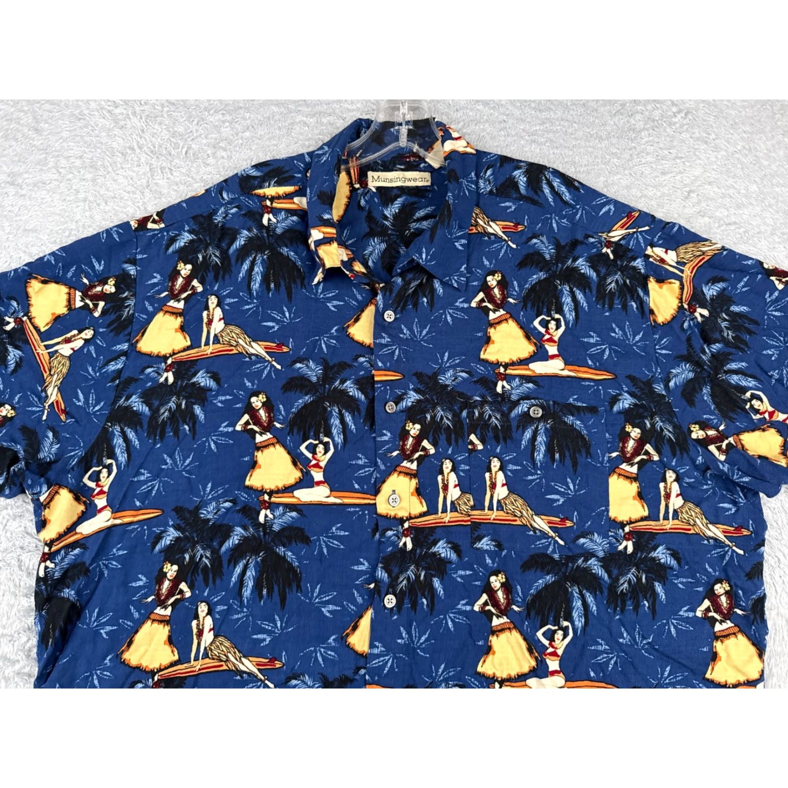 Vintage Munsingwear Shirt Men 2XL Blue Floral Palm Luau Hawaiian – Button-Up, Short Sleeve, Rayon, Vintage? No, Regular Fit, Hoικές (Oops) Size US XXL / EU 58 / 5 - 4 Thumbnail