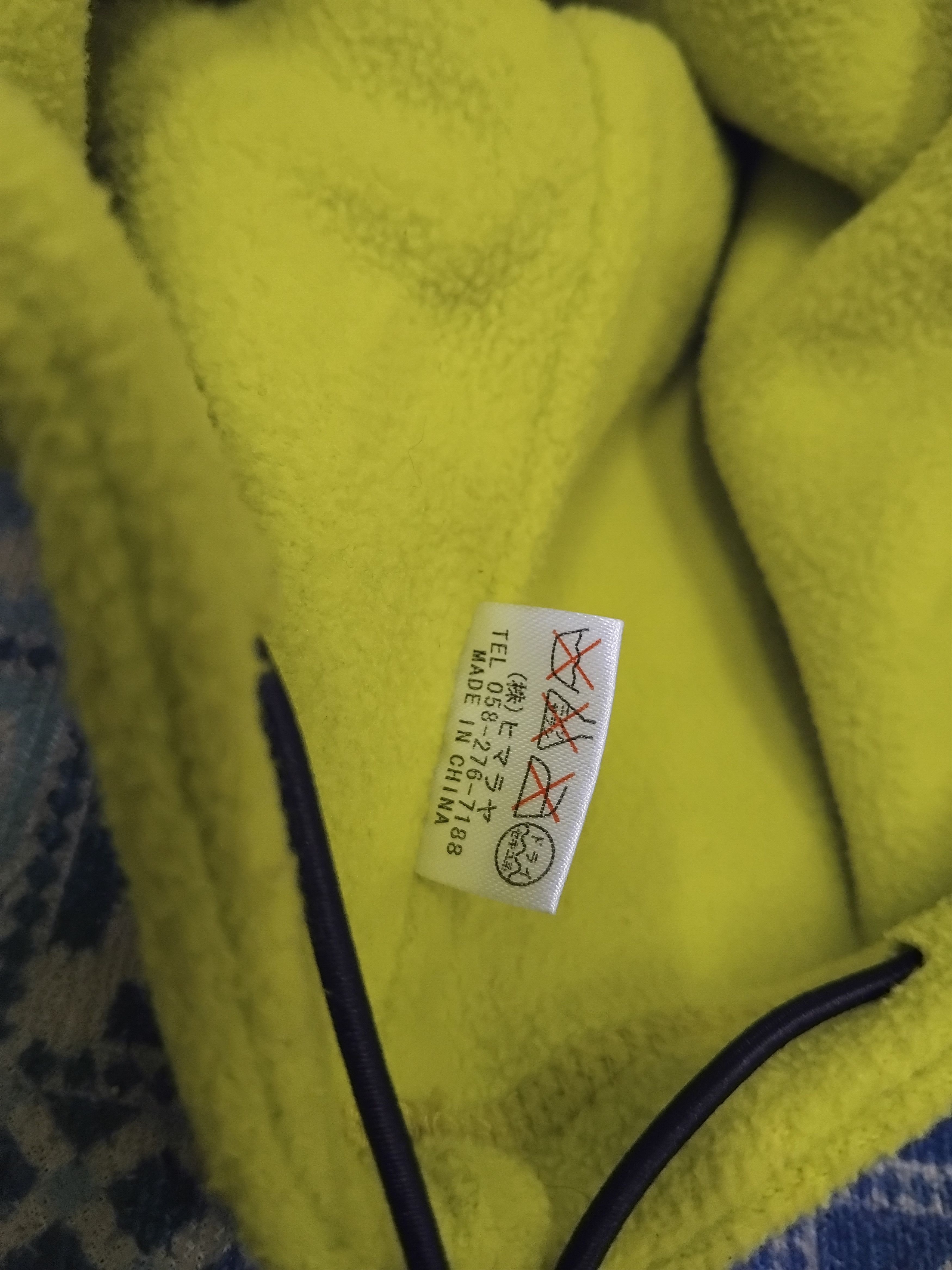 Japanese Brand Green yellow streetwear style hoodie Size ONE SIZE - 3 Thumbnail