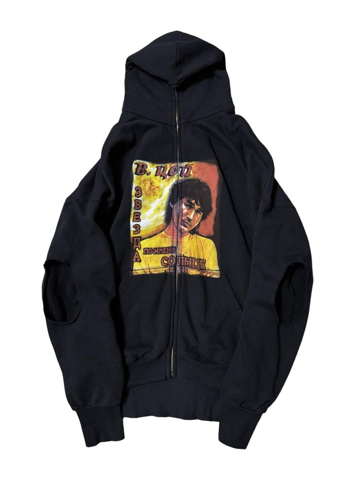 Vetements Vetements SS19 “Viktor Tsoi” Idol Hoodie | Grailed