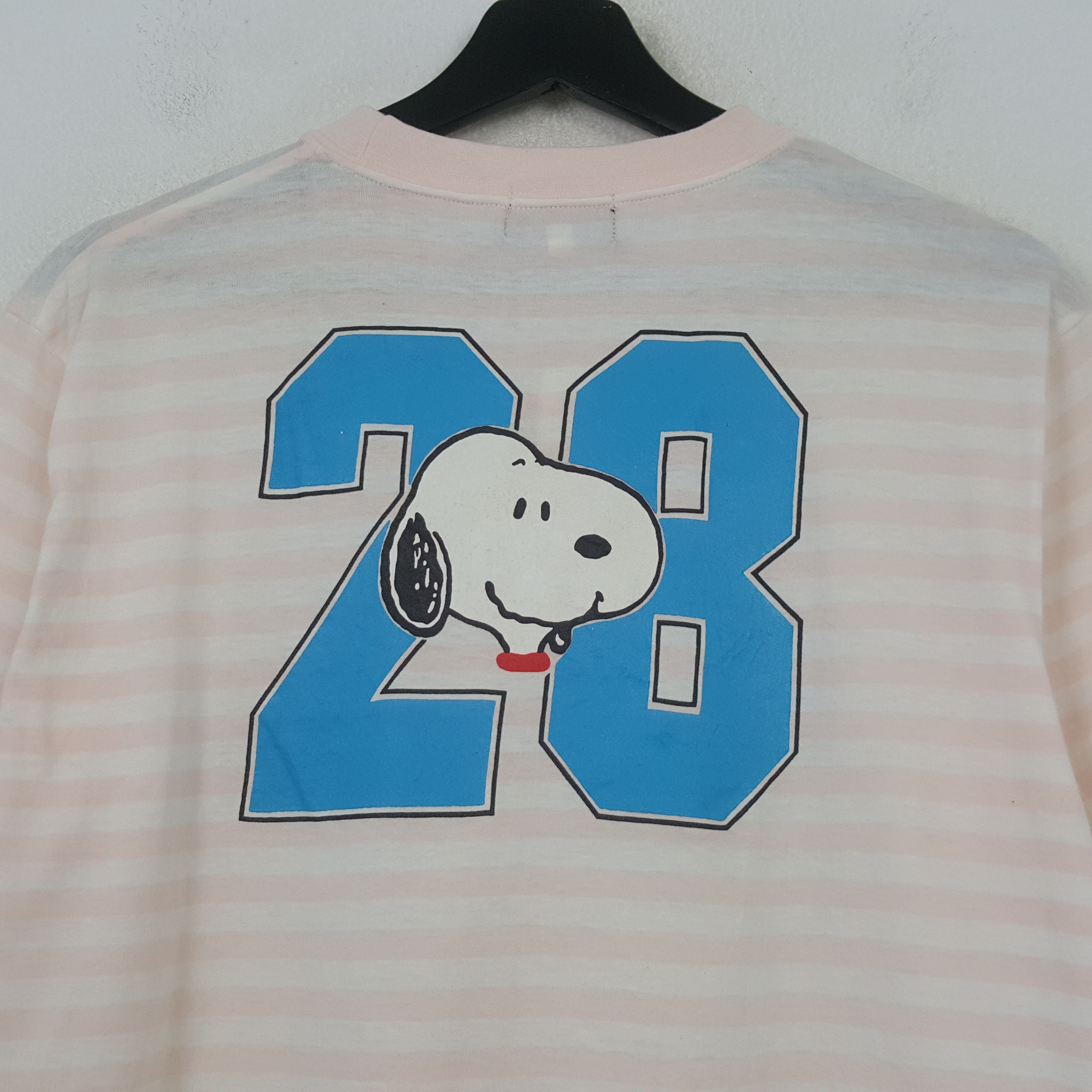 Vintage Snoopy Cartoon Tshirt RR23 Size US L / EU 52-54 / 3 - 4 Thumbnail