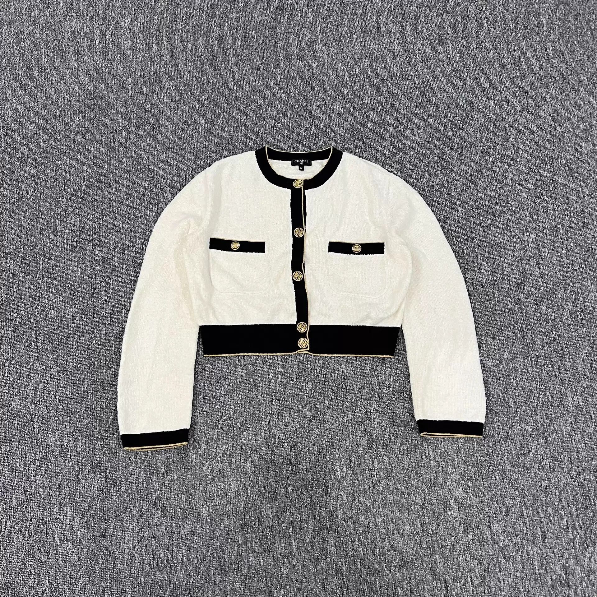 Chanel Chanel Cruise Short Cardigan B&W Gold Buttons Size XS / US 0-2 / IT 36-38 - 1 Thumbnail
