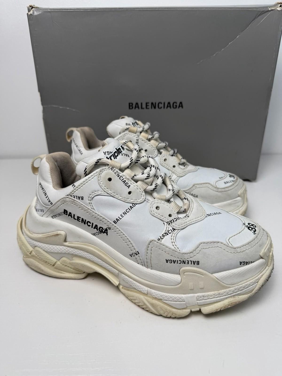 Balenciaga Balenciaga Triple S Allover Logo "Leather Free" White SZ 8 Size US 8 / IT 38 - 1 Thumbnail