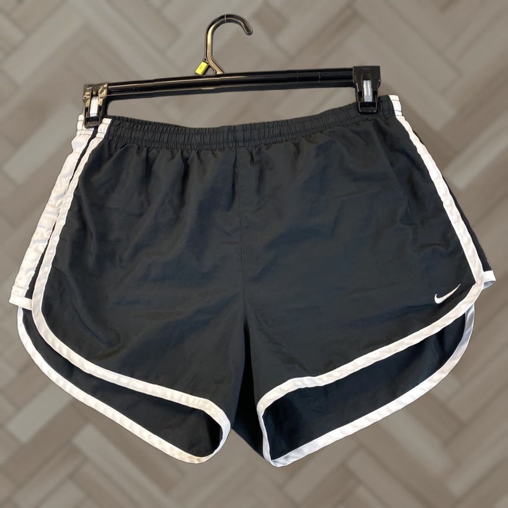 Nike Nike Dri-Fit Women Athletic Lined Running Shorts Black M Size 32" / US 10 / IT 46 - 1 Thumbnail