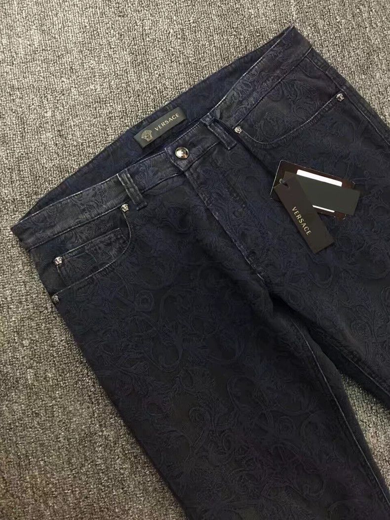 Versace Versace Medusa logo men's embossed jeans Size US 34 / EU 50 - 3 Thumbnail