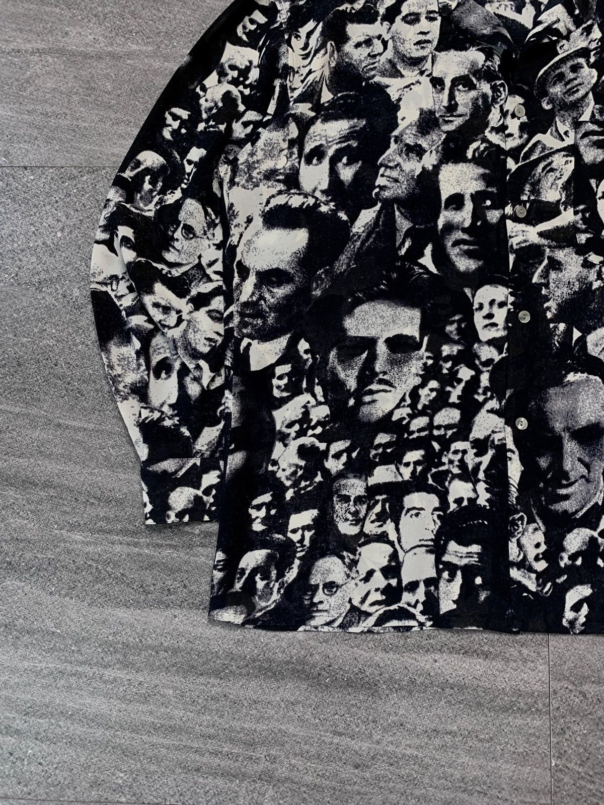 Jean Paul Gaultier FREE TAX! 1992 Archive Faces Polyester Camp Collar Shirt Size US M / EU 48-50 / 2 - 4 Thumbnail