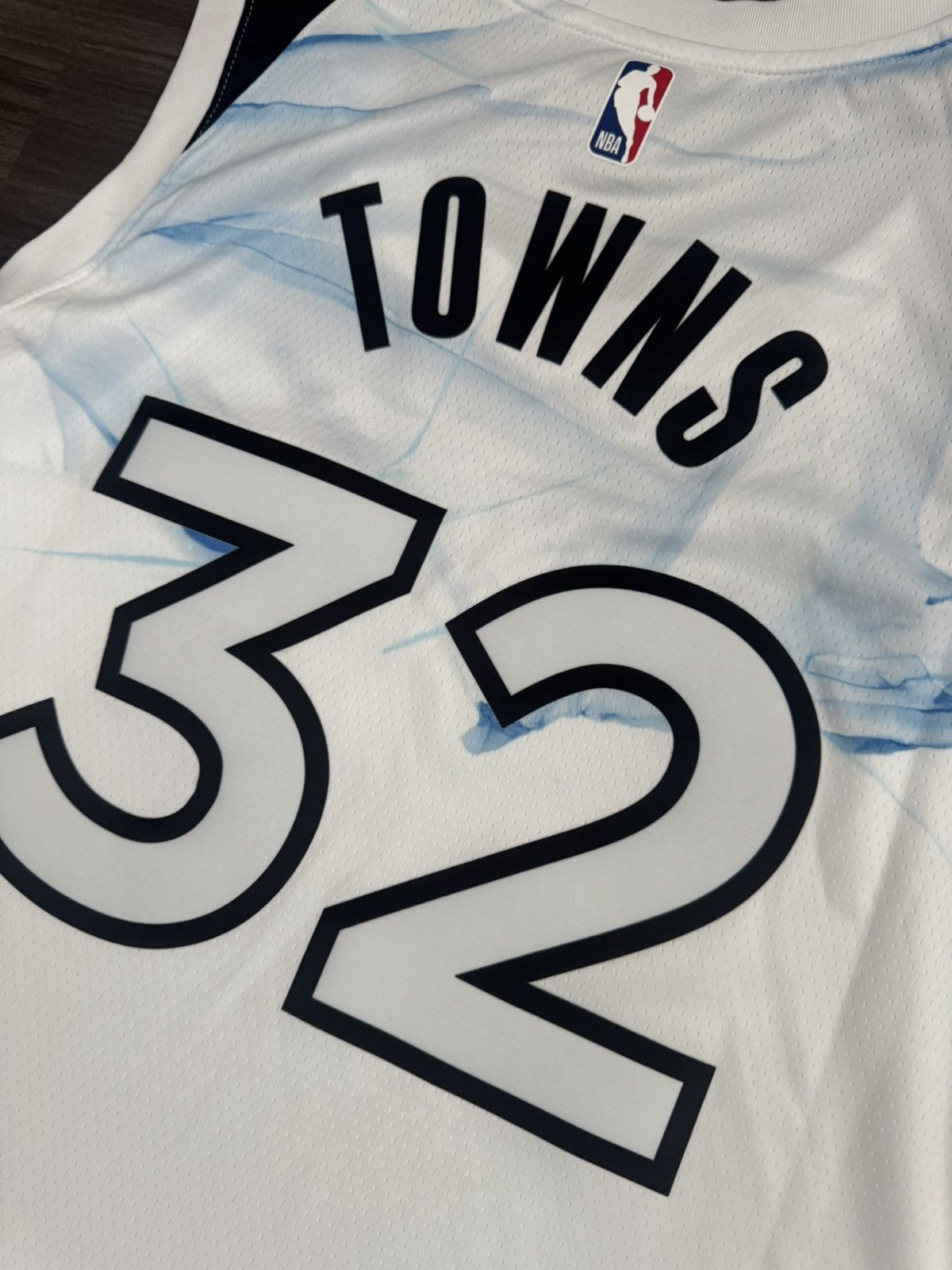 Nike Timberwolves Karl-Anthony Towns City Edition Jersey Size US XL / EU 56 / 4 - 9 Thumbnail