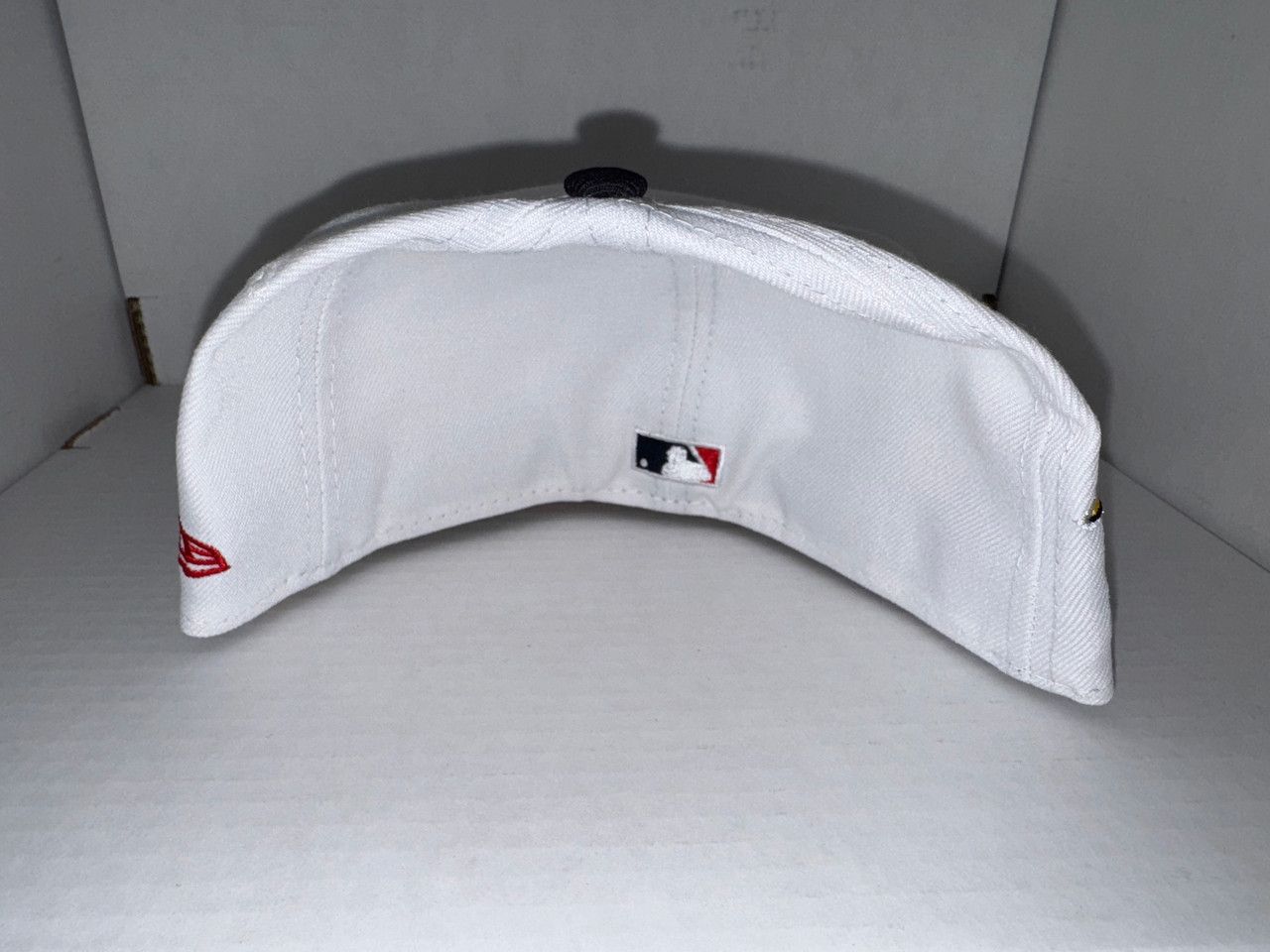 New Era ATL Braves Fitted, White (Size 7 1/2) Size ONE SIZE - 3 Thumbnail