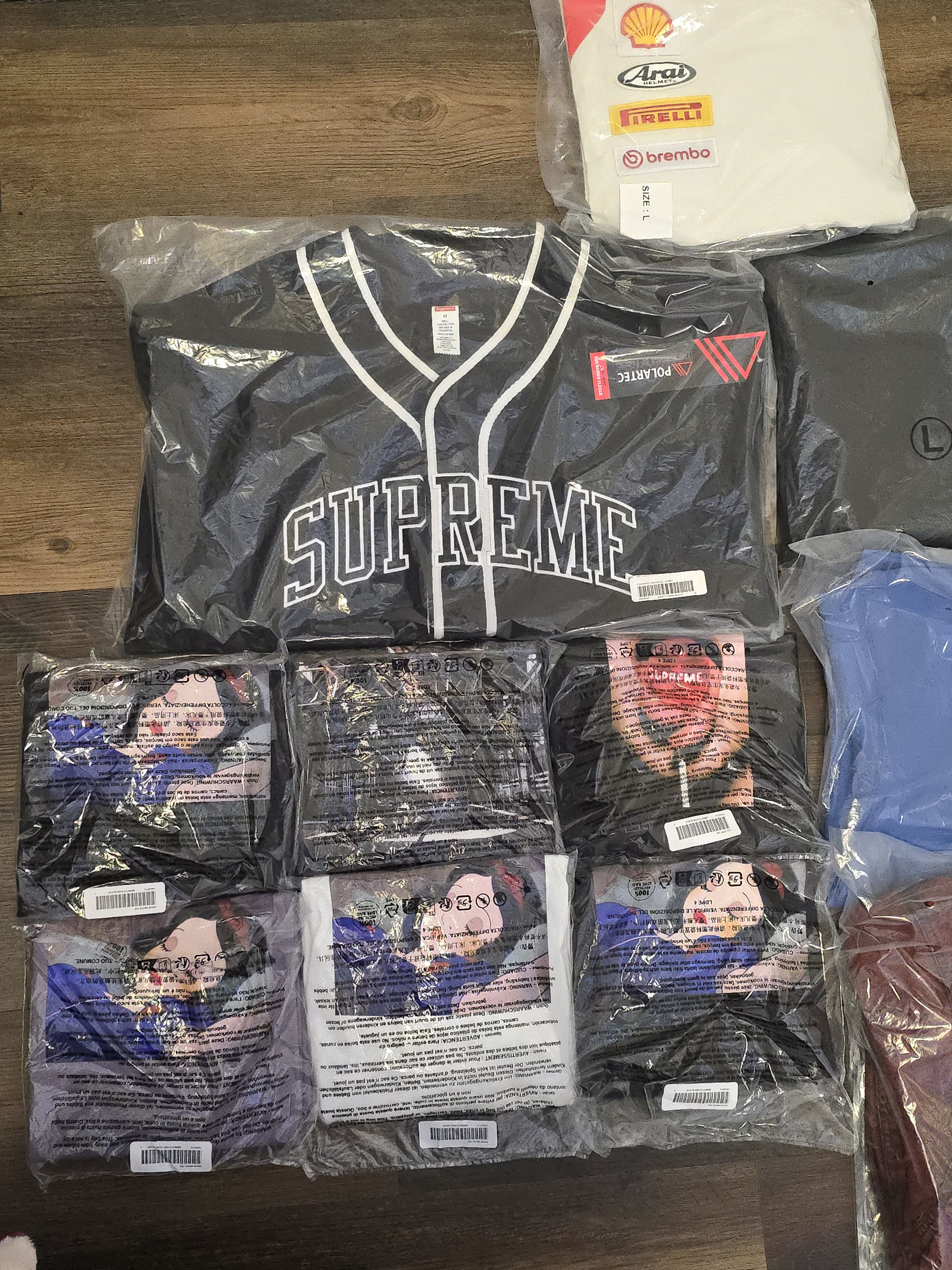 Supreme Snow white Supreme Tee Size US L / EU 52-54 / 3 - 3 Thumbnail