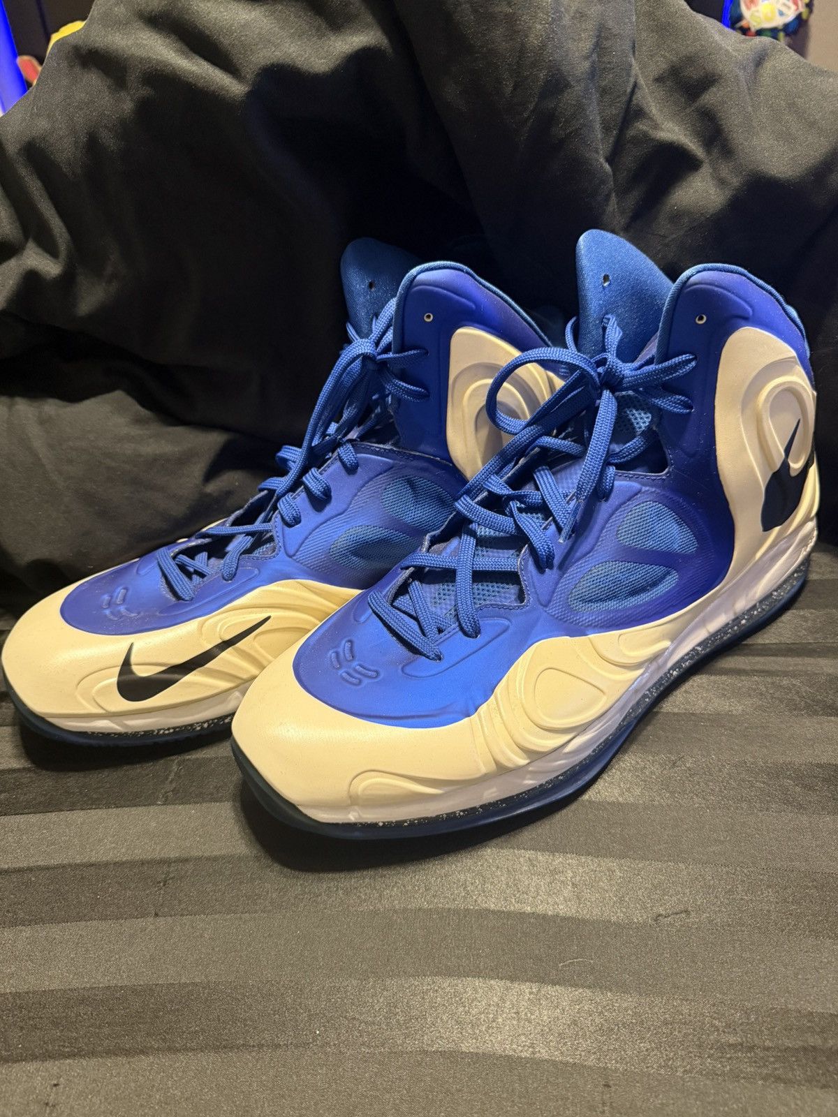 Nike Nike air max hyperposite 2012 1 of 1 pair insanely rare Size US 15 / EU 48 - 1 Thumbnail