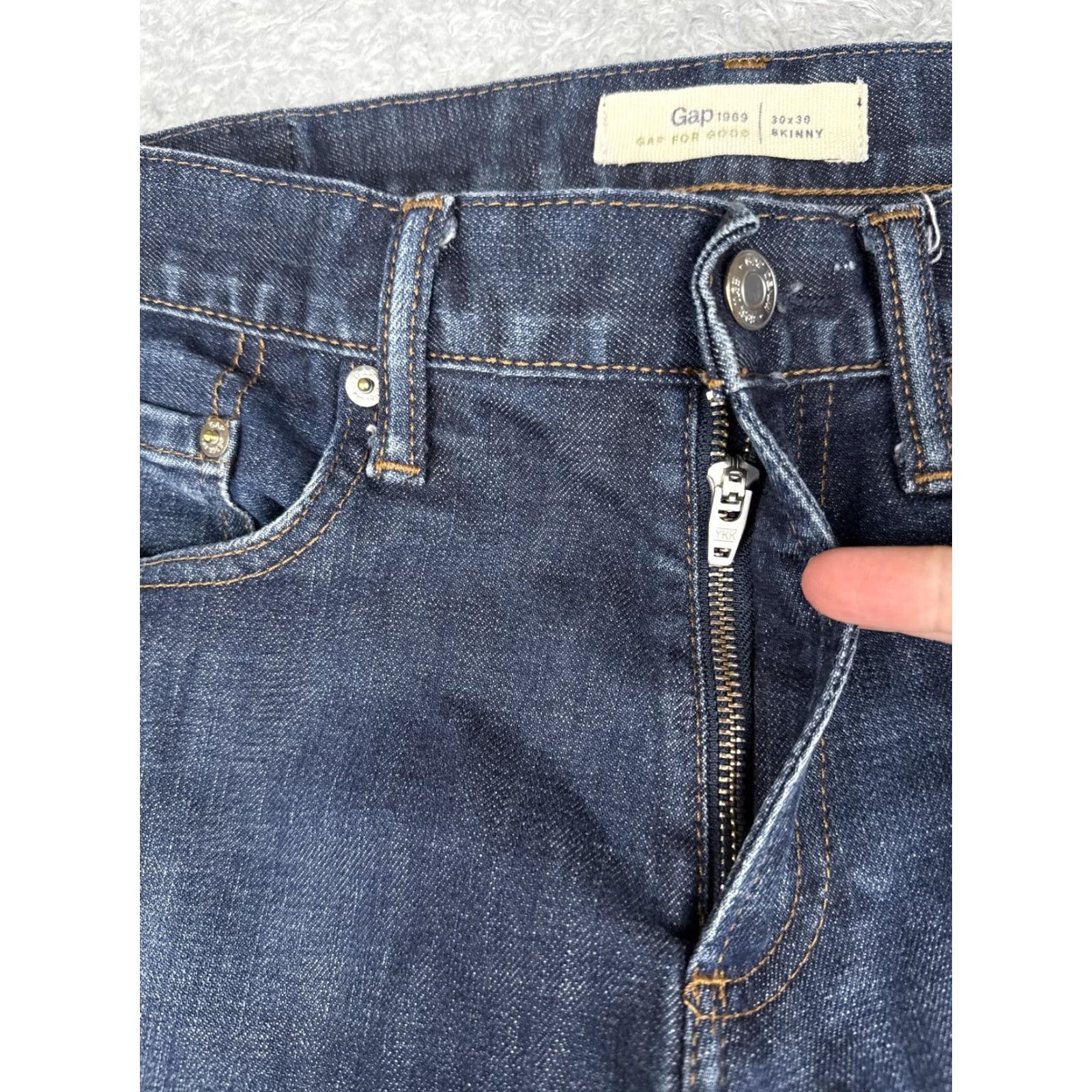 Gap Gap 1969 Jeans Mens 30x30 Blue Medium Wash Skinny Zip Fly 5-Pocket Denim Pants Size US 30 / EU 46 - 5 Thumbnail
