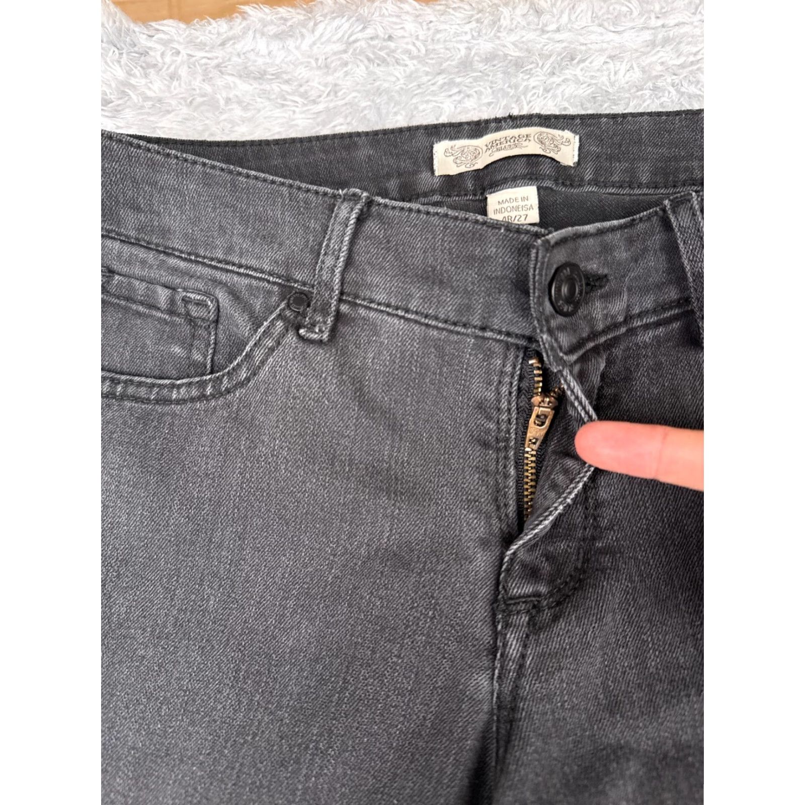 Vintage VINTAGE Vintage America Blues Jeans Womens 4 Black Straight Mid Rise Cotton Blend 29x31 Jeans Size 27" / US 4 / IT 40 - 5 Thumbnail