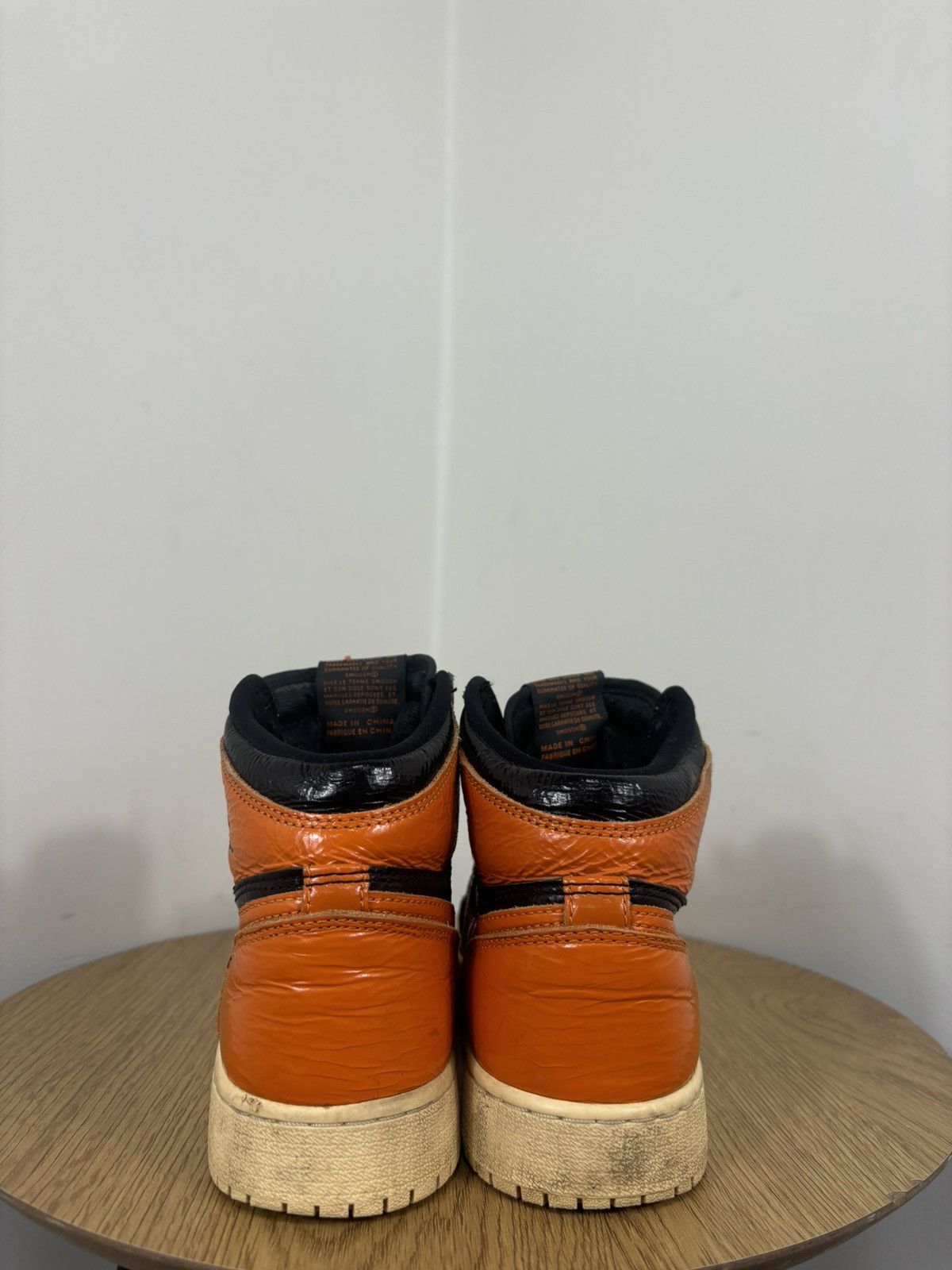 Jordan Brand Air Jordan 1 Retro High OG Shattered Backboard 3.0 Sneakers Size US 6 / EU 39 - 13 Thumbnail