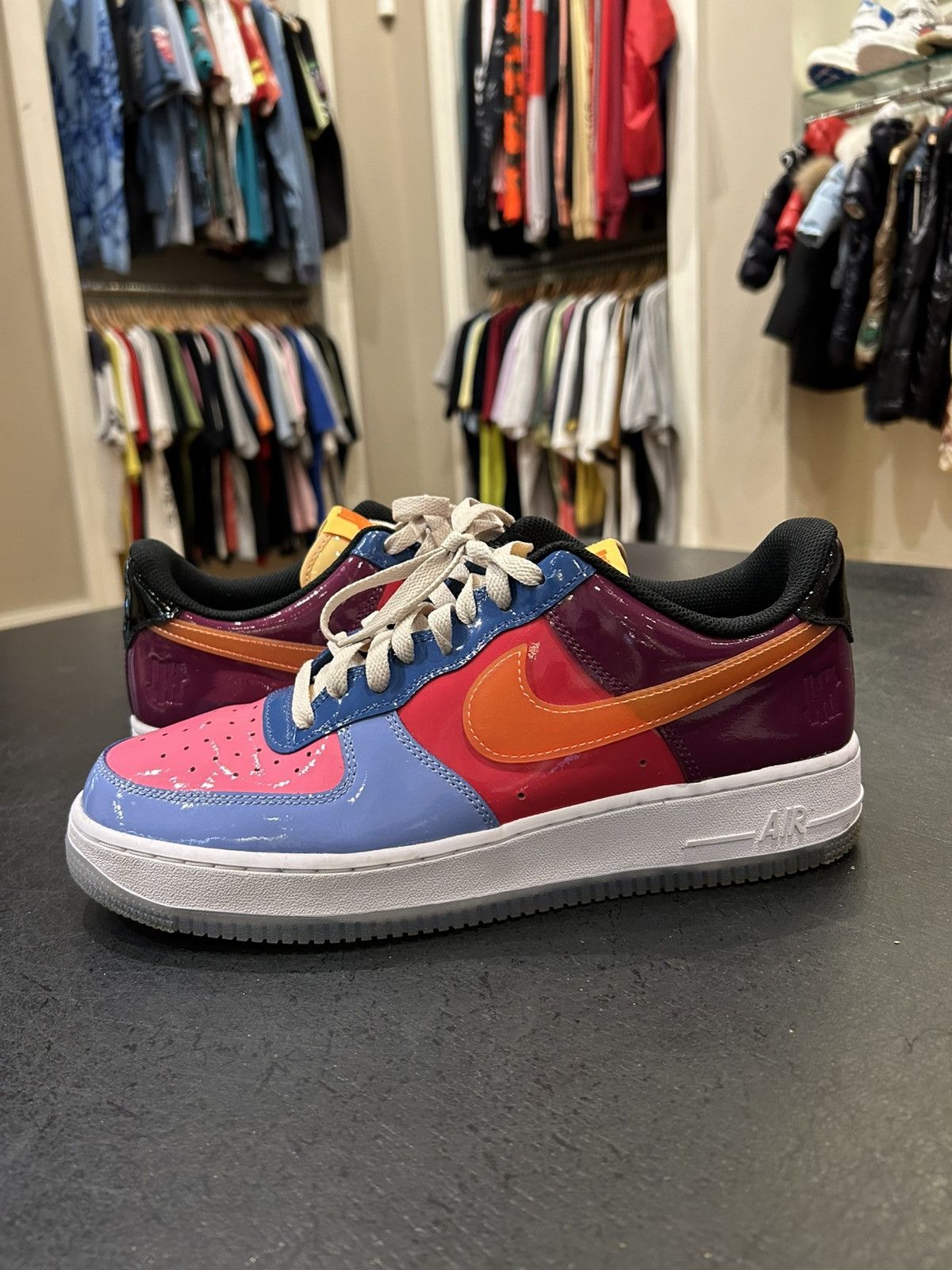 Nike × Undefeated Nike Air Force 1 Low ‘Undefeated Multi Patent’ Size US 10 / EU 43 - 1 Thumbnail