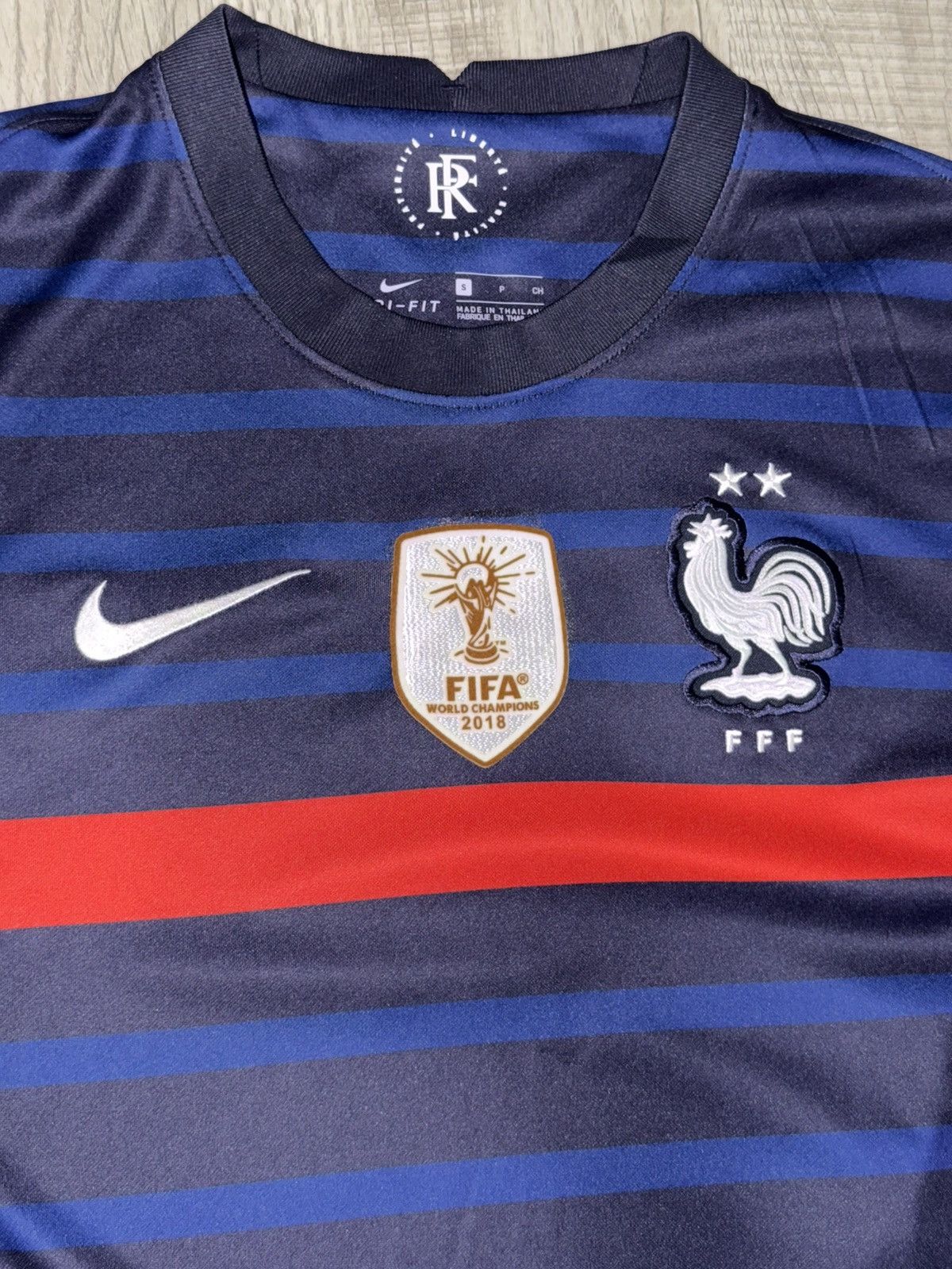 Nike Authentic France Home Jersey Size US S / EU 44-46 / 1 - 2 Thumbnail