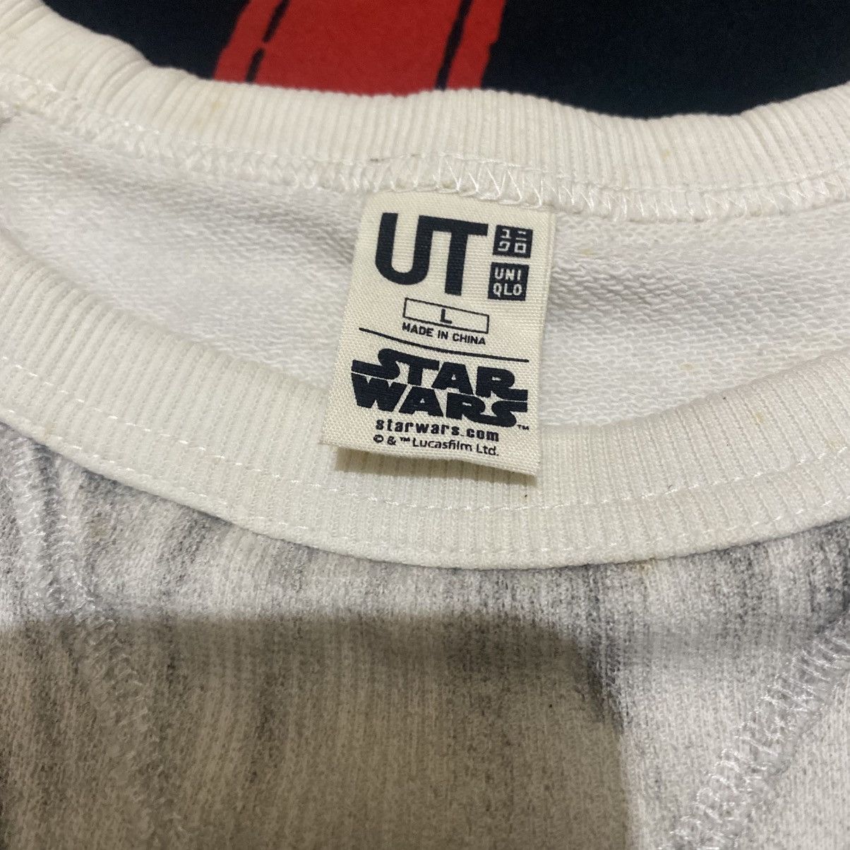Uniqlo Uniqlo X Star Wars Crewneck “Chewbacca” Size US L / EU 52-54 / 3 - 3 Thumbnail