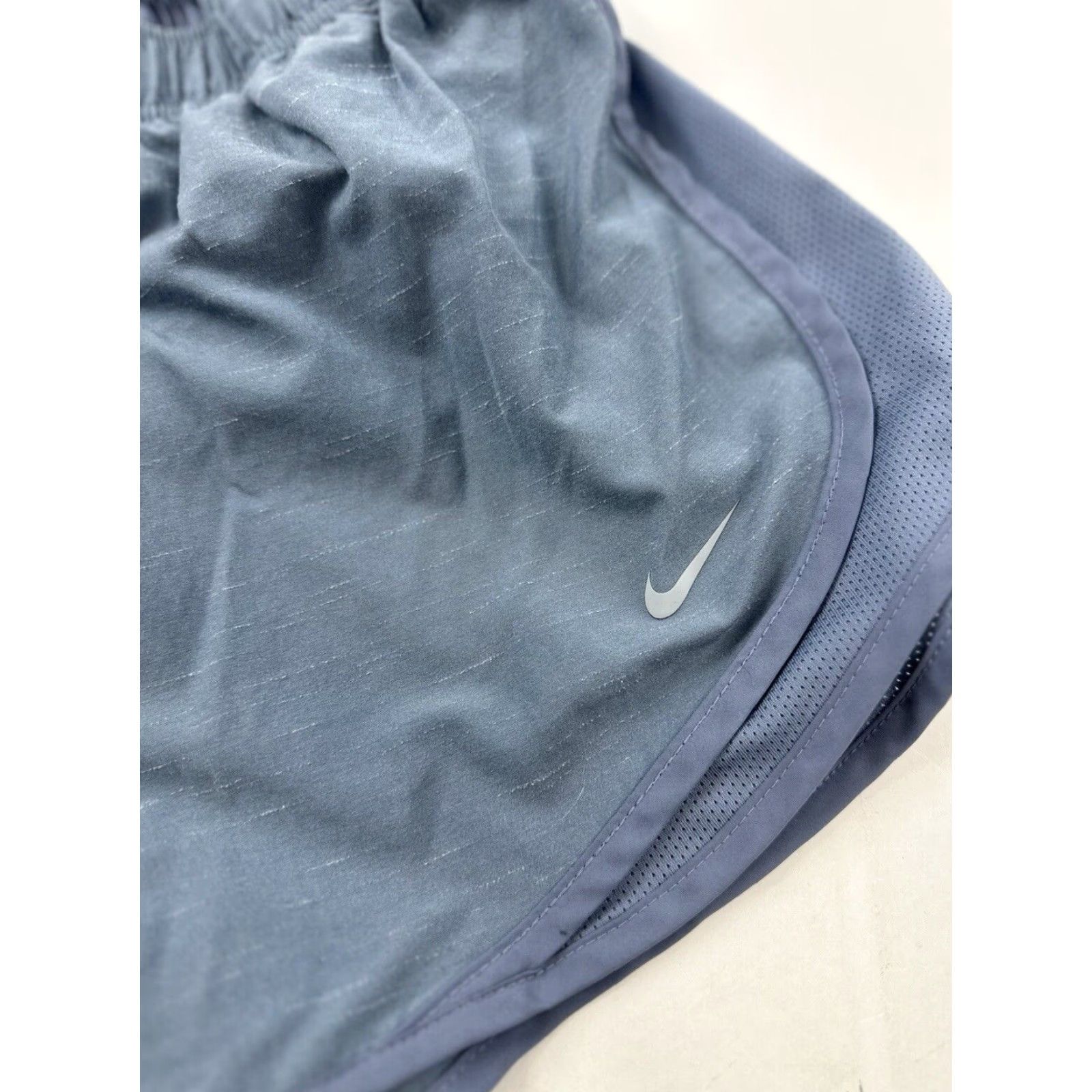 Nike Nike Shorts Women L Blue Tempo Athletic 2.5 Inseam Running Gym Cross Training Womens Size 36" / US 14 / IT 50 - 4 Thumbnail