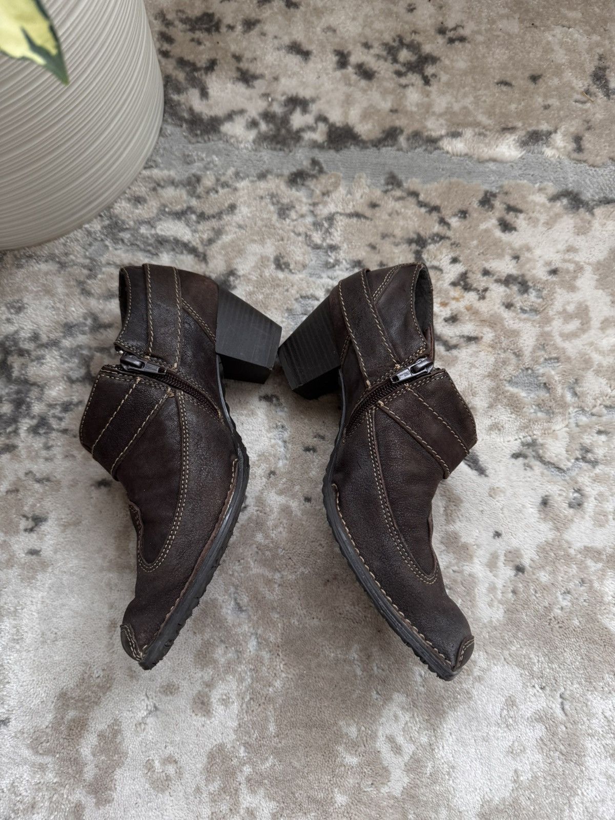 Roberto Cavalli Vintage Roberto Santi Western Leather Buckle Ankle Boots Size US 6.5 / IT 36.5 - 11 Thumbnail
