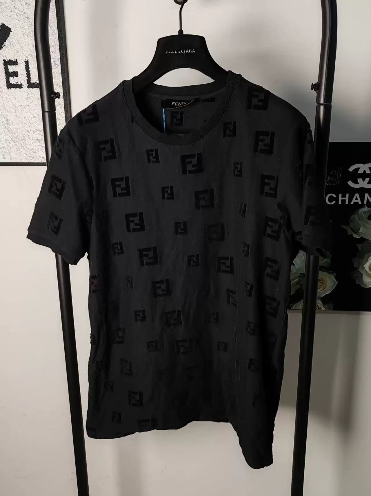 Fendi Fendi Velvet Print Short Sleeve Shirt Size US M / EU 48-50 / 2 - 1 Thumbnail