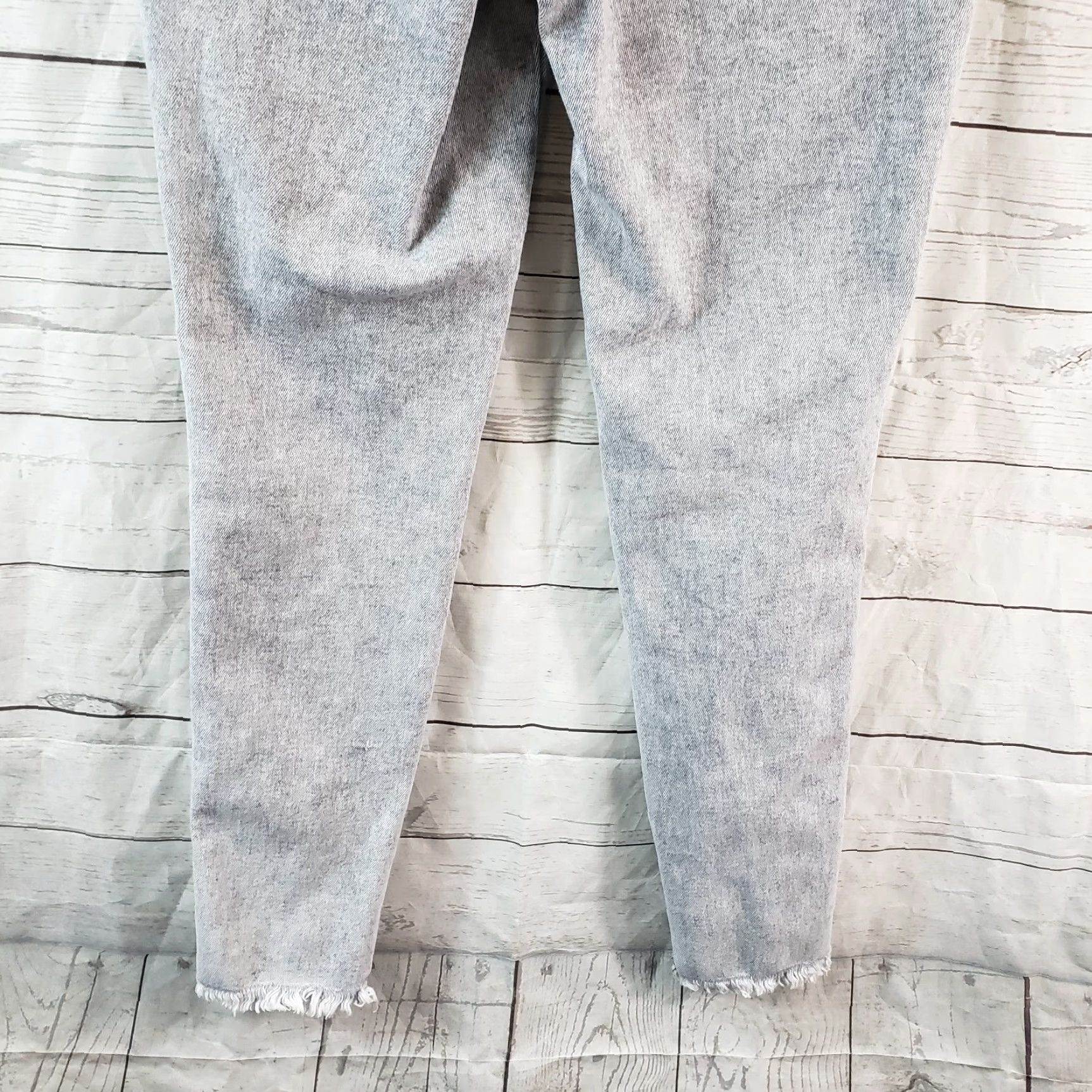 Vintage **We The Free Women's Size 28 Gray High Rise Skinny Jeans** User: We The Free Women's Size 28 Gray High Rise Skinny Jeans Size 28" / US 6 / IT 42 - 5 Thumbnail