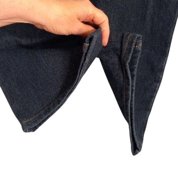 L.L. Bean L.L. Bean Size 14P Jeans Womens Classic Curvy Fit 100% Cotto Size 34" / US 12 / IT 48 - 6 Thumbnail