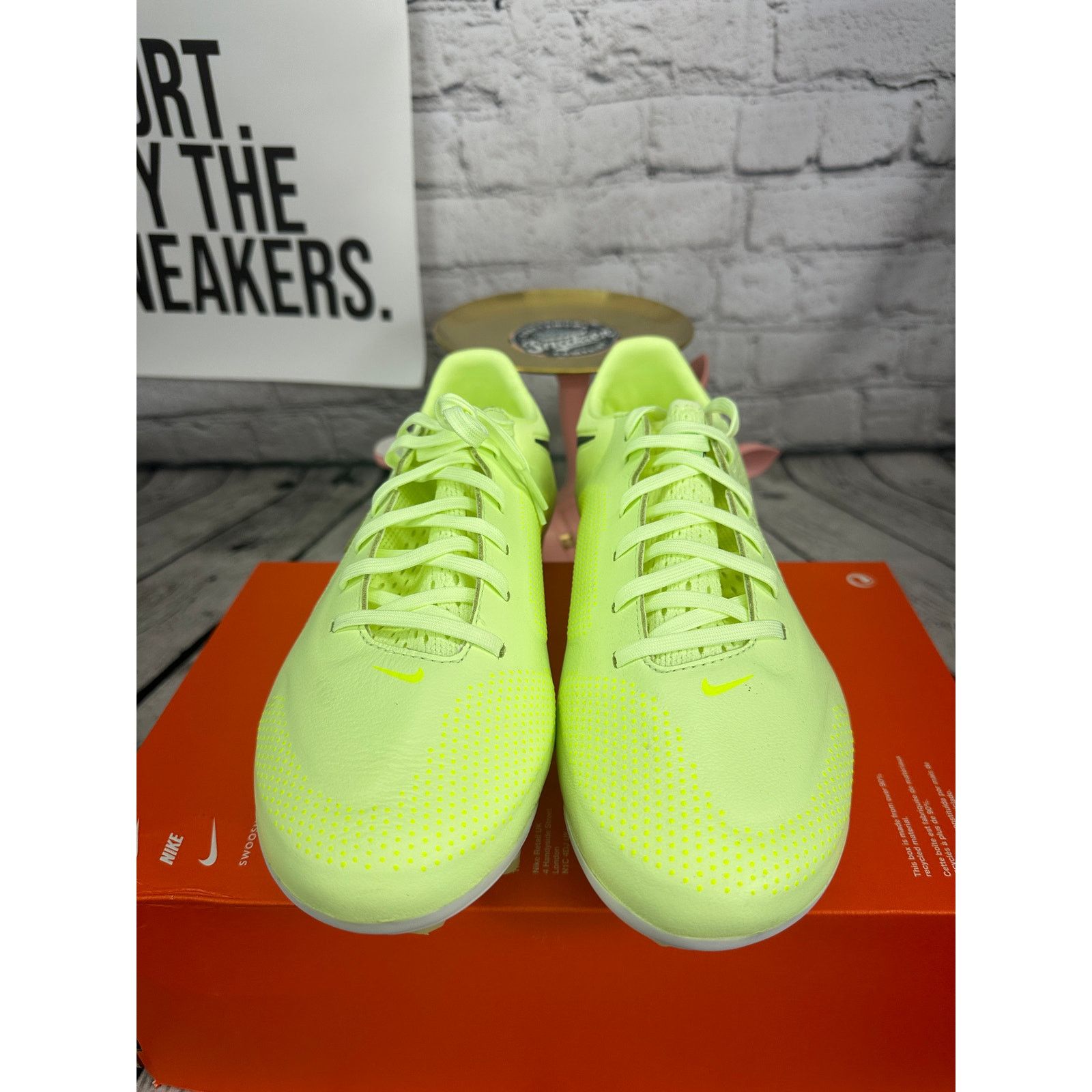 Nike Nike Tiempo Legend 9 Pro FG Soccer Shoes Womens 5.5 Volt Size US 5.5 / IT 35.5 - 2 Thumbnail