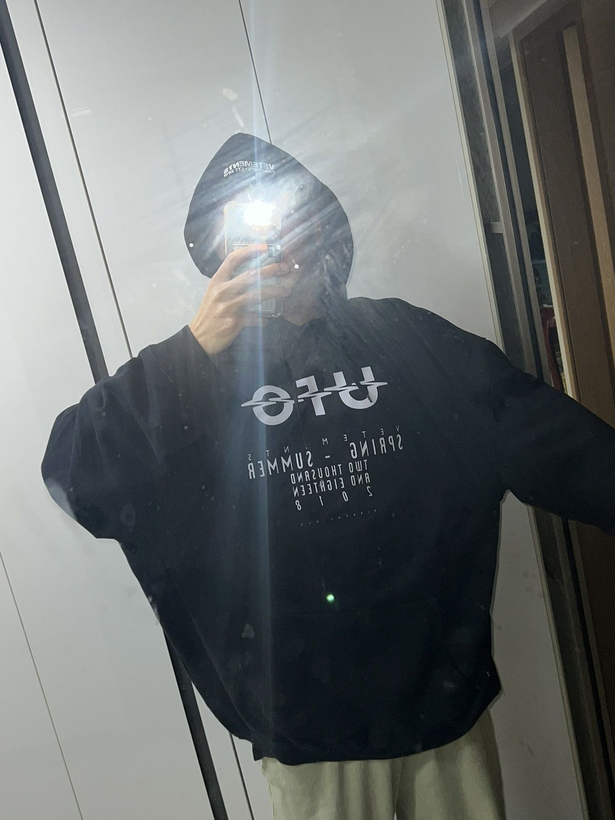 Vetements *RARE* Vetements UFO 1/50 Limited Size US L / EU 52-54 / 3 - 9 Thumbnail