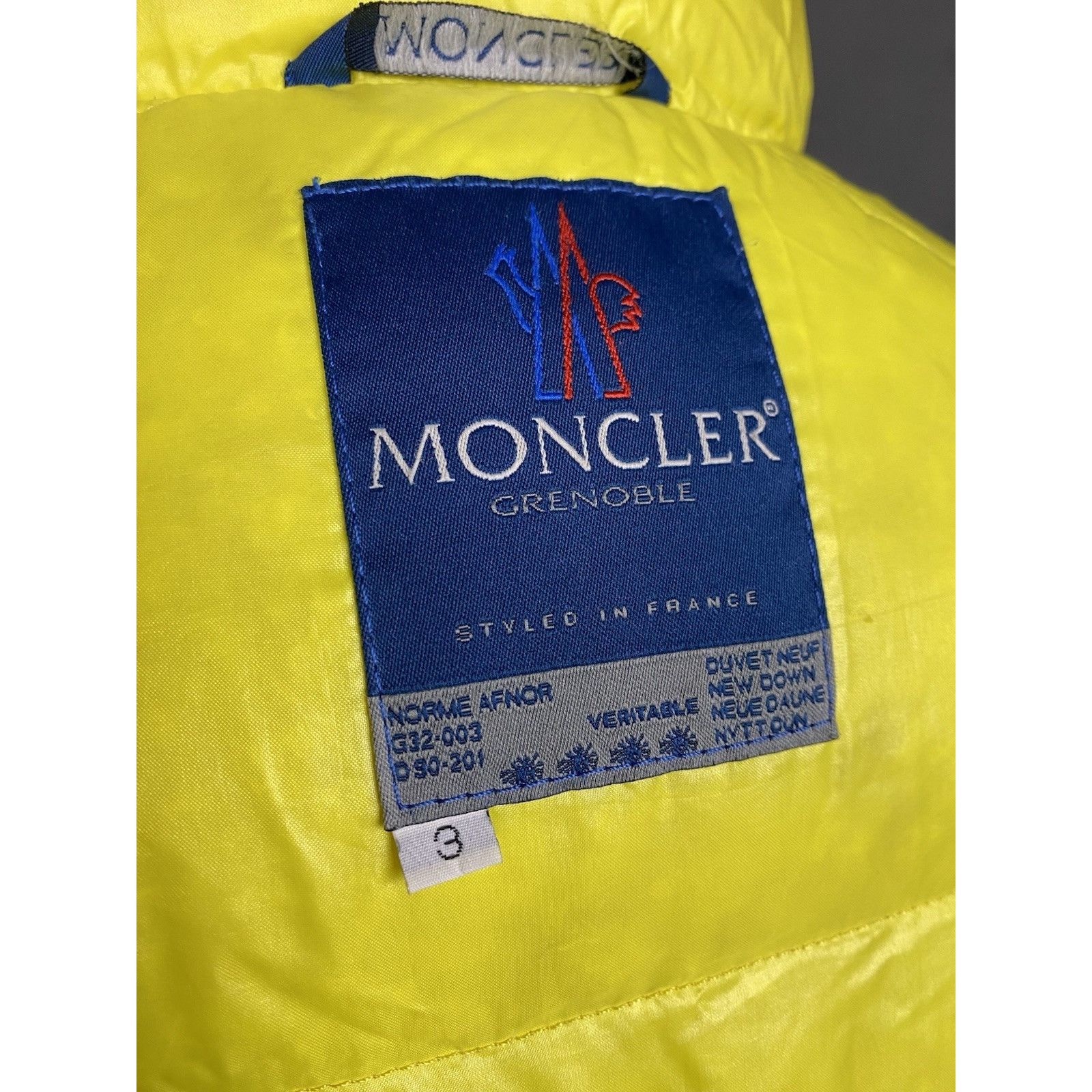 Moncler Moncler Vintage Men's Bright Yellow Down Insulated Puffer 3- Size US L / EU 52-54 / 3 - 13 Thumbnail