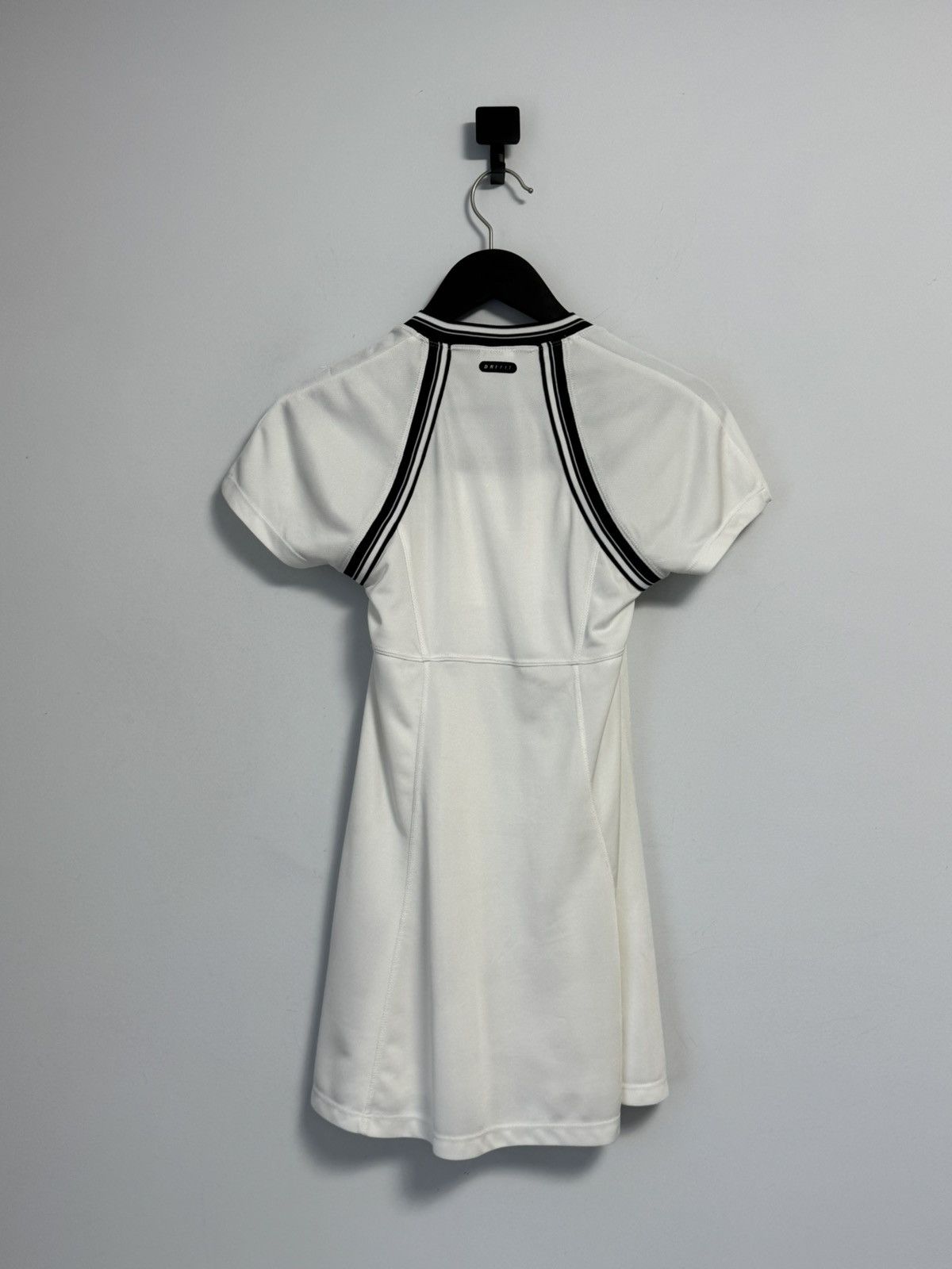 Nike Nike Dress Women’s Block Stitch Court Polo Tennis Vintage Size S / US 4 / IT 40 - 15 Thumbnail