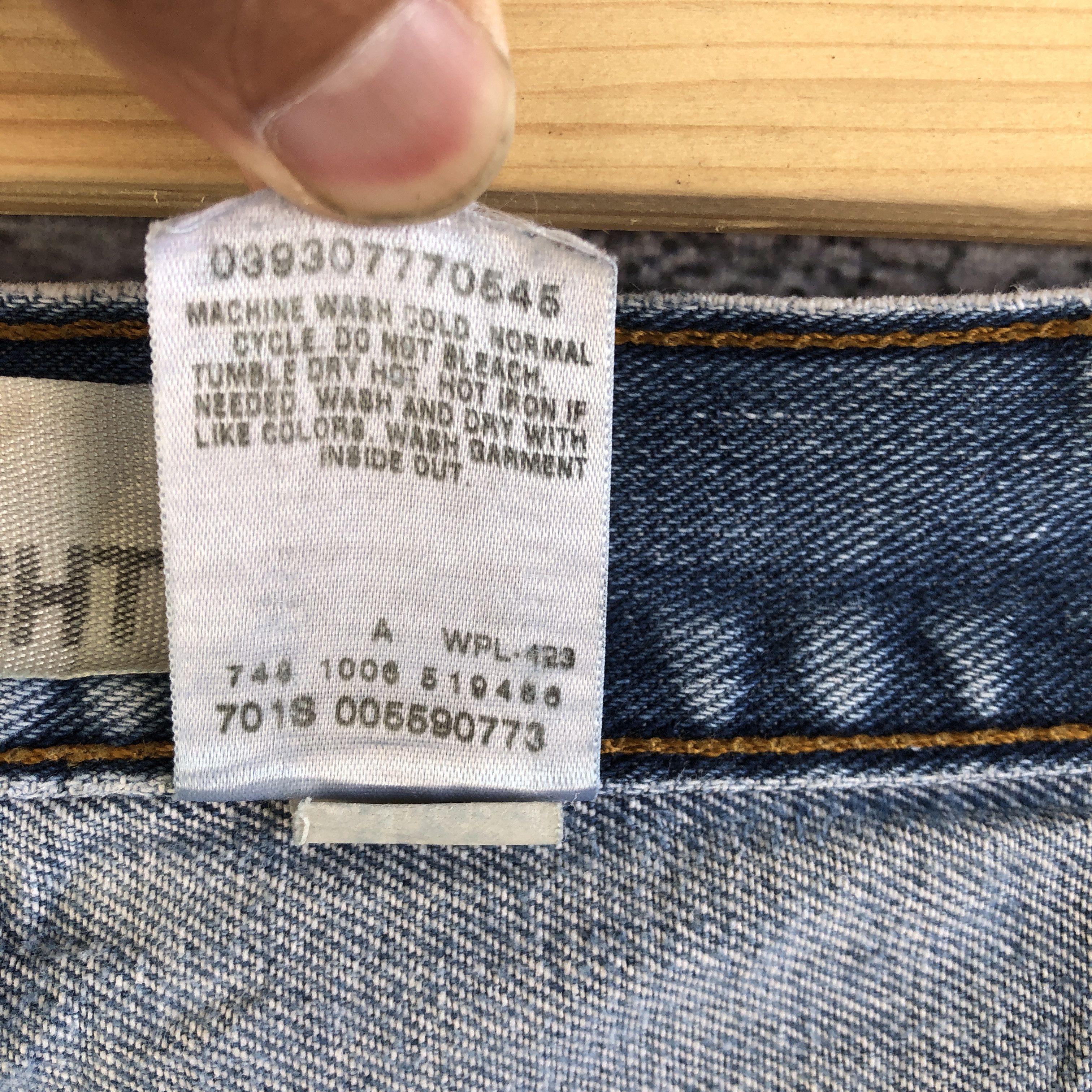 Levi's Vintage Levis Distressed Jeans Levi's Faded Light Wash Denim Size US 38 / EU 54 - 9 Thumbnail