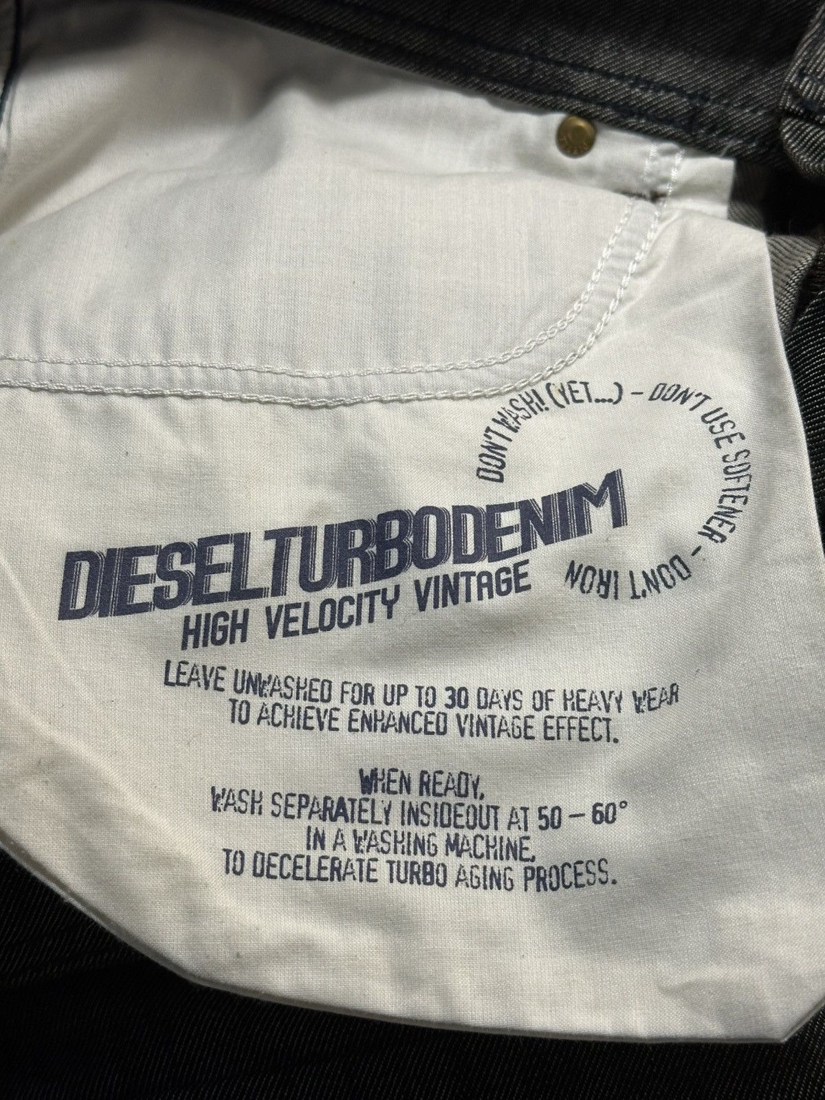 Diesel Diesel Darron jeans in a dark gray. Size US 32 / EU 48 - 16 Thumbnail