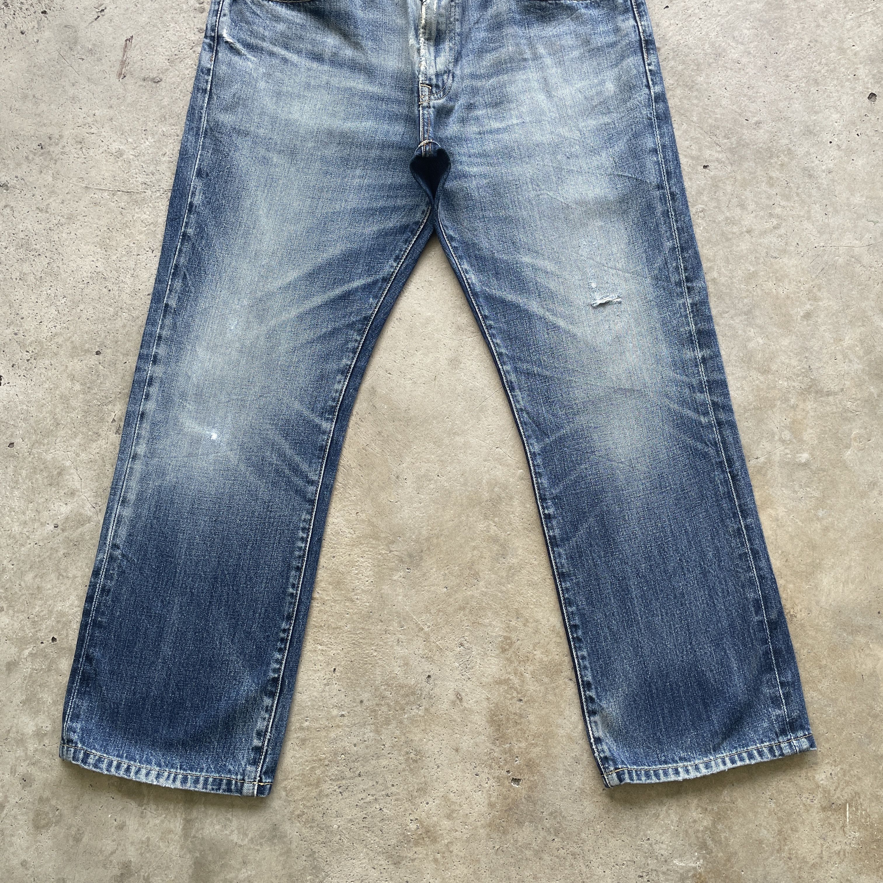Japanese Brand VINTAGE JAPANESE DISTRESSED FADED JEANS PANTS DENIM W35 Size US 35 - 4 Thumbnail