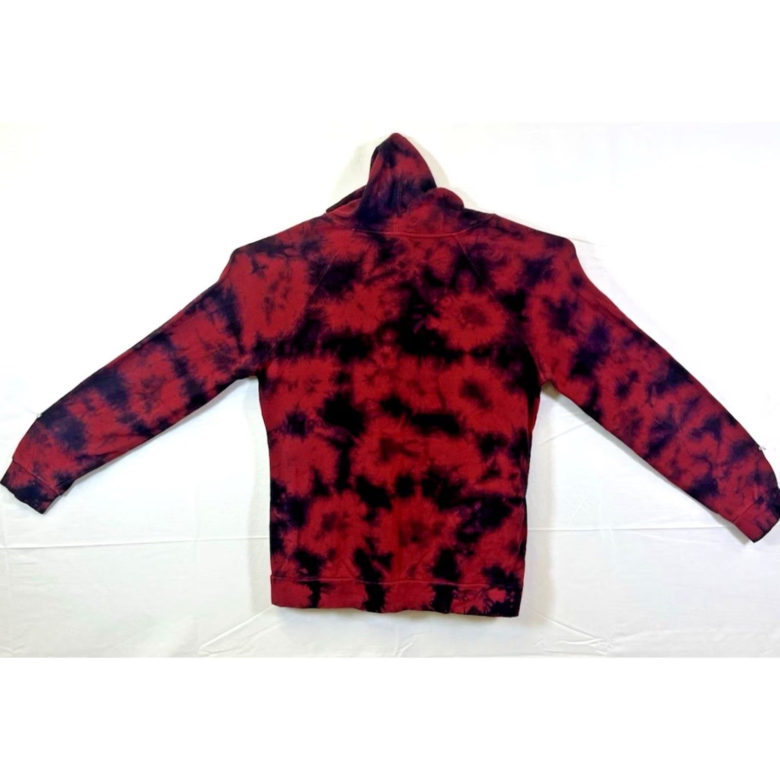 Hot Topic Hot Topic Hoodie Tie Dye Red Black Midnight Hour Women's 2XL Pullover Hooded Sweater Size XXL / US 16-18 / IT 52-54 - 6 Thumbnail