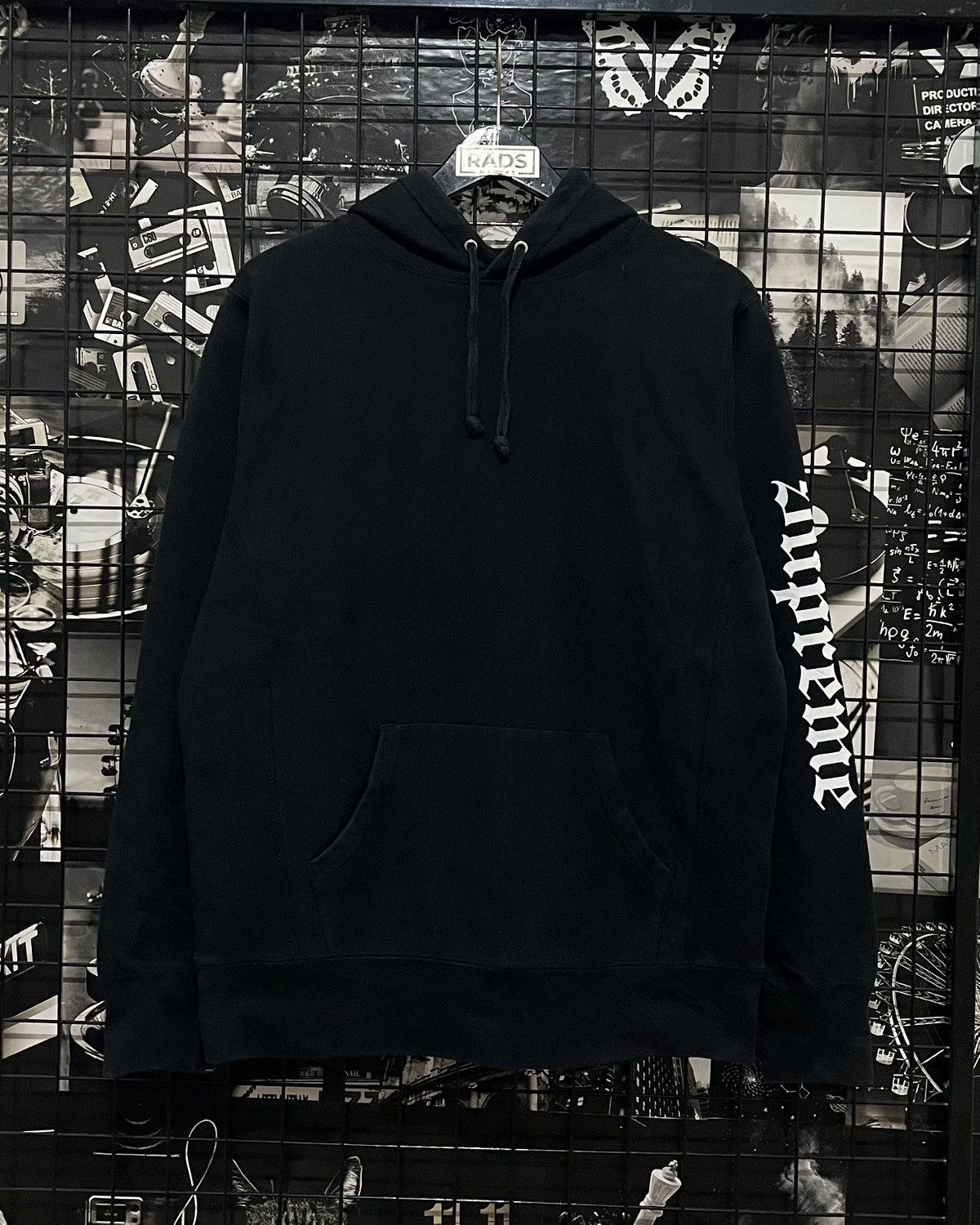 Supreme SUPREME X DEAD KENNEDYS GRAVE SS14 HOODIE Size US M / EU 48-50 / 2 - 2 Thumbnail