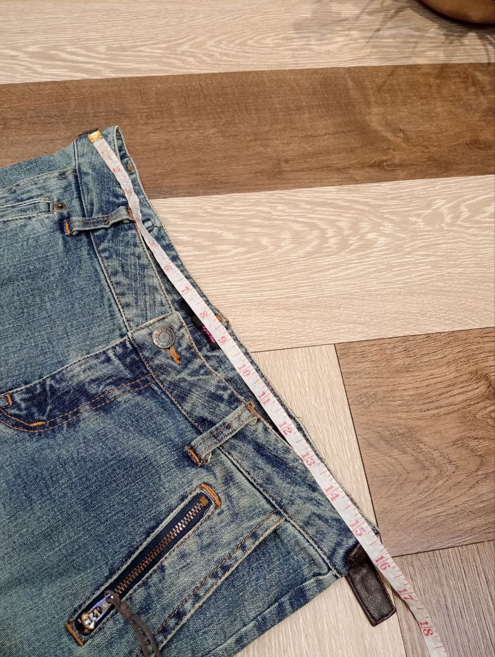 If Six Was Nine TEA FOR TWO JAPAN FLARED STRETCH CARGO ANKLE ZIP JEANS Size US 31 - 12 Thumbnail
