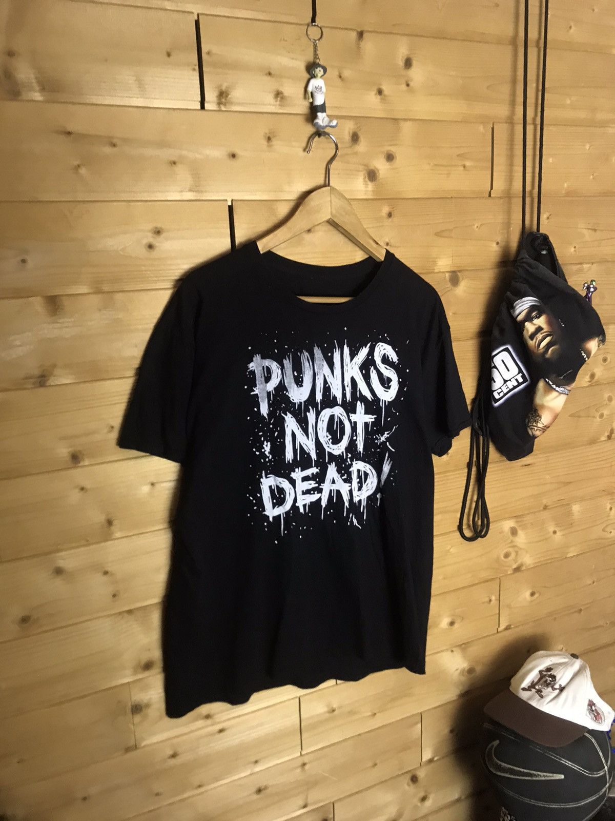 Vintage Vintage 00s Punks not dead t-shirt Size US XL / EU 56 / 4 - 1 Thumbnail