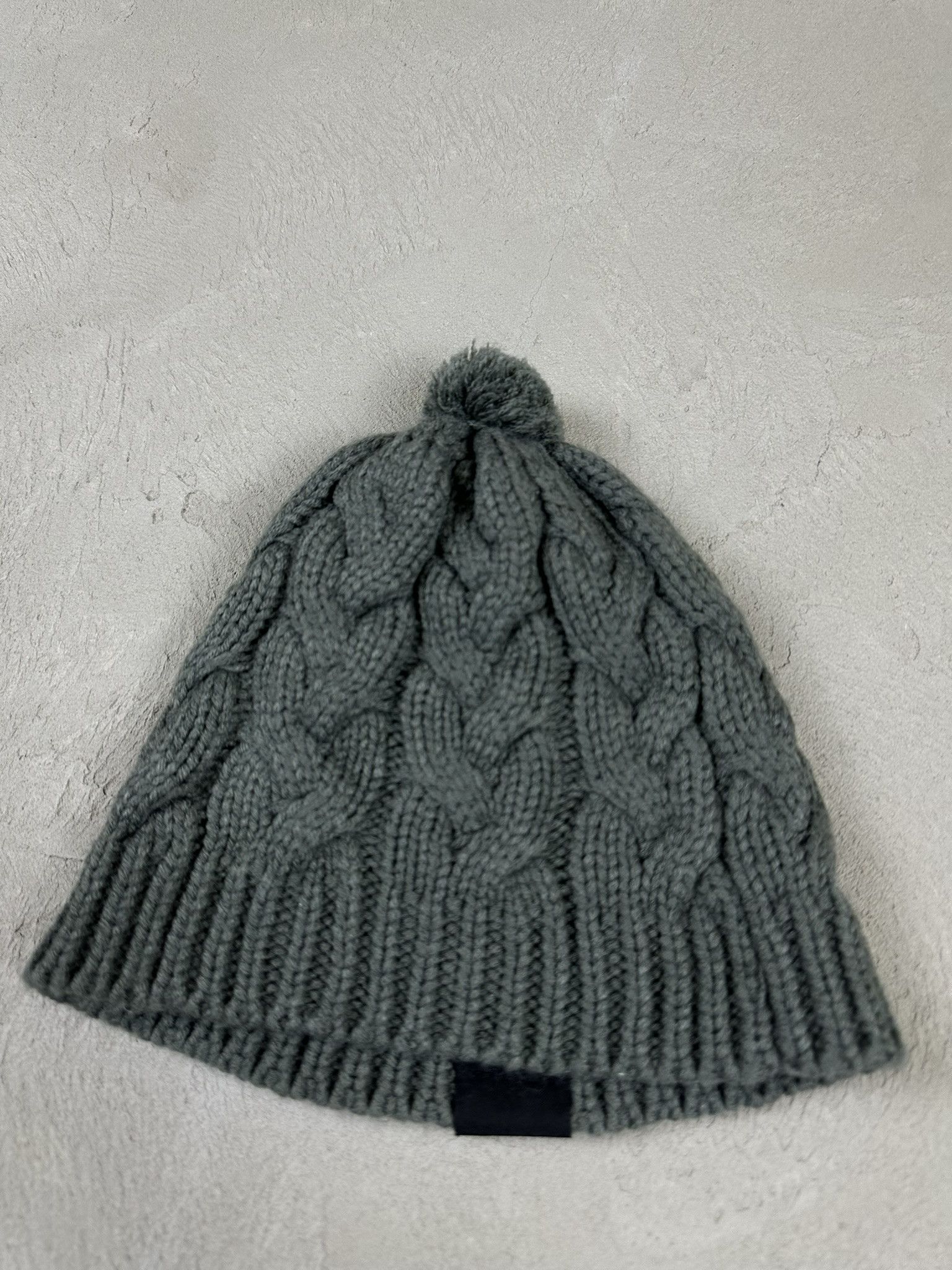 Ugg Vintage UGG Australia Wool Cable Knit Beanie Hat Size ONE SIZE - 7 Thumbnail