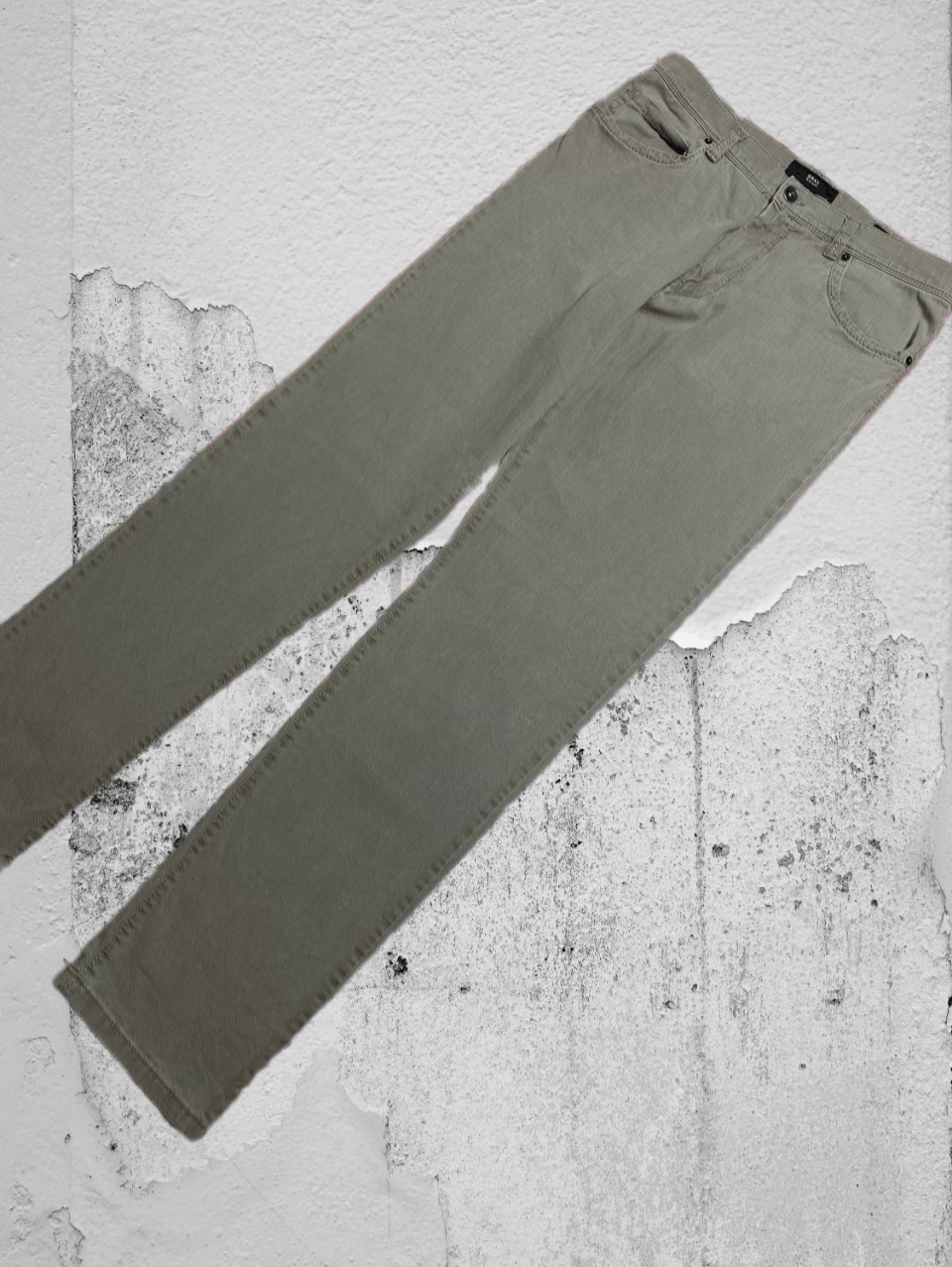 BRAX BRAX X&MORE Regular Fit 5-Pocket stretch Jeans. Size US 36 / EU 52 - 1 Thumbnail