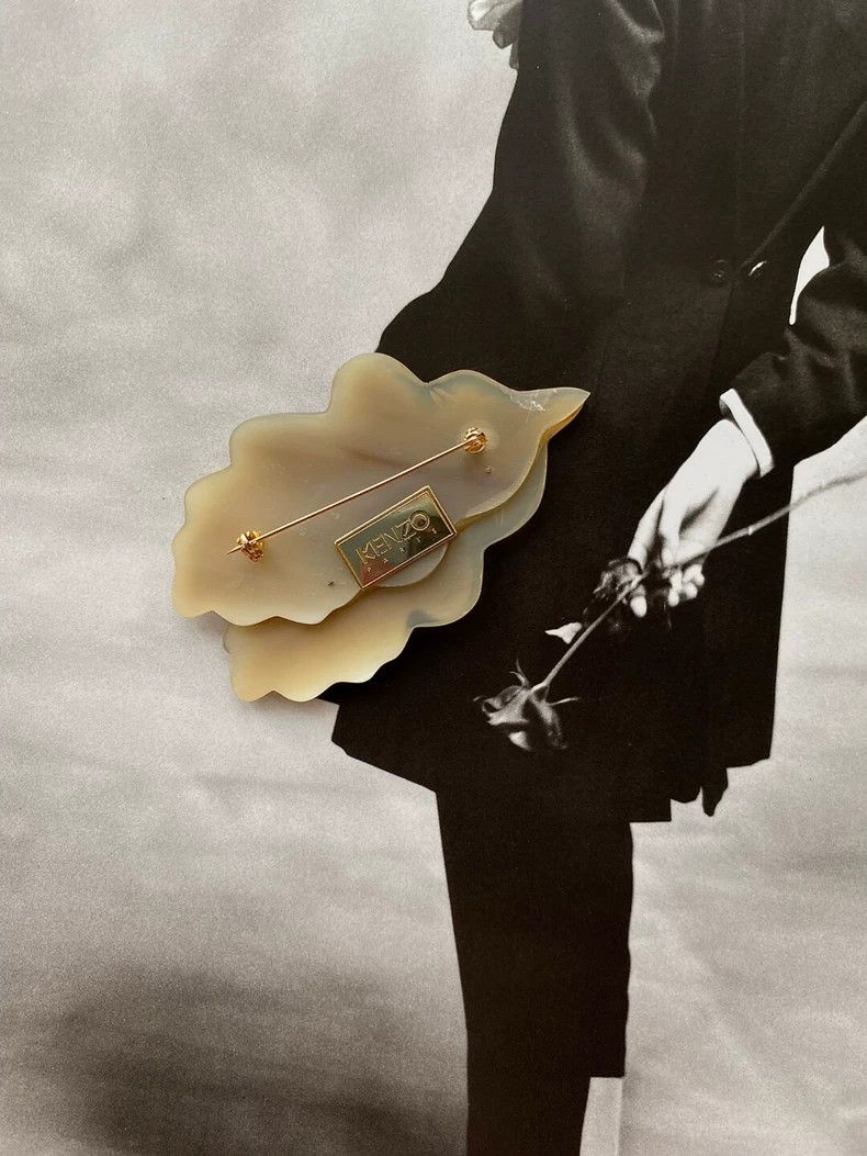 Kenzo KENZO Buffalo horn double leaf relief brooch Size ONE SIZE - 5 Thumbnail
