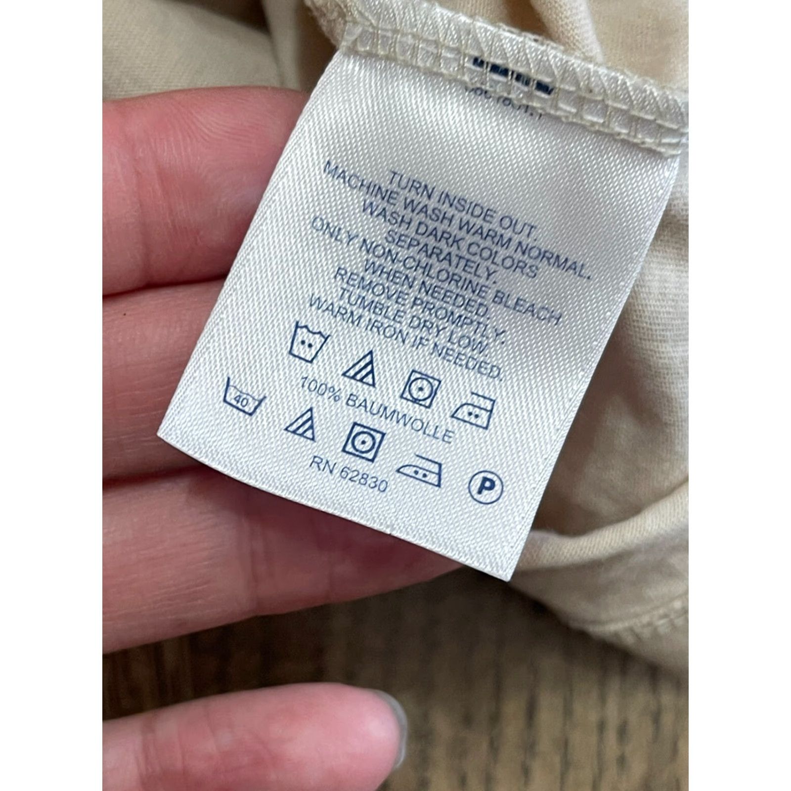 Lands' End **Lands' End Women's T-Shirt, Medium, Brown, Design on Neckline, Casual** User: **Lands' End Women's T-Shirt, Medium, Brown, Neckline Design, Casual** Size M / US 6-8 / IT 42-44 - 7 Thumbnail