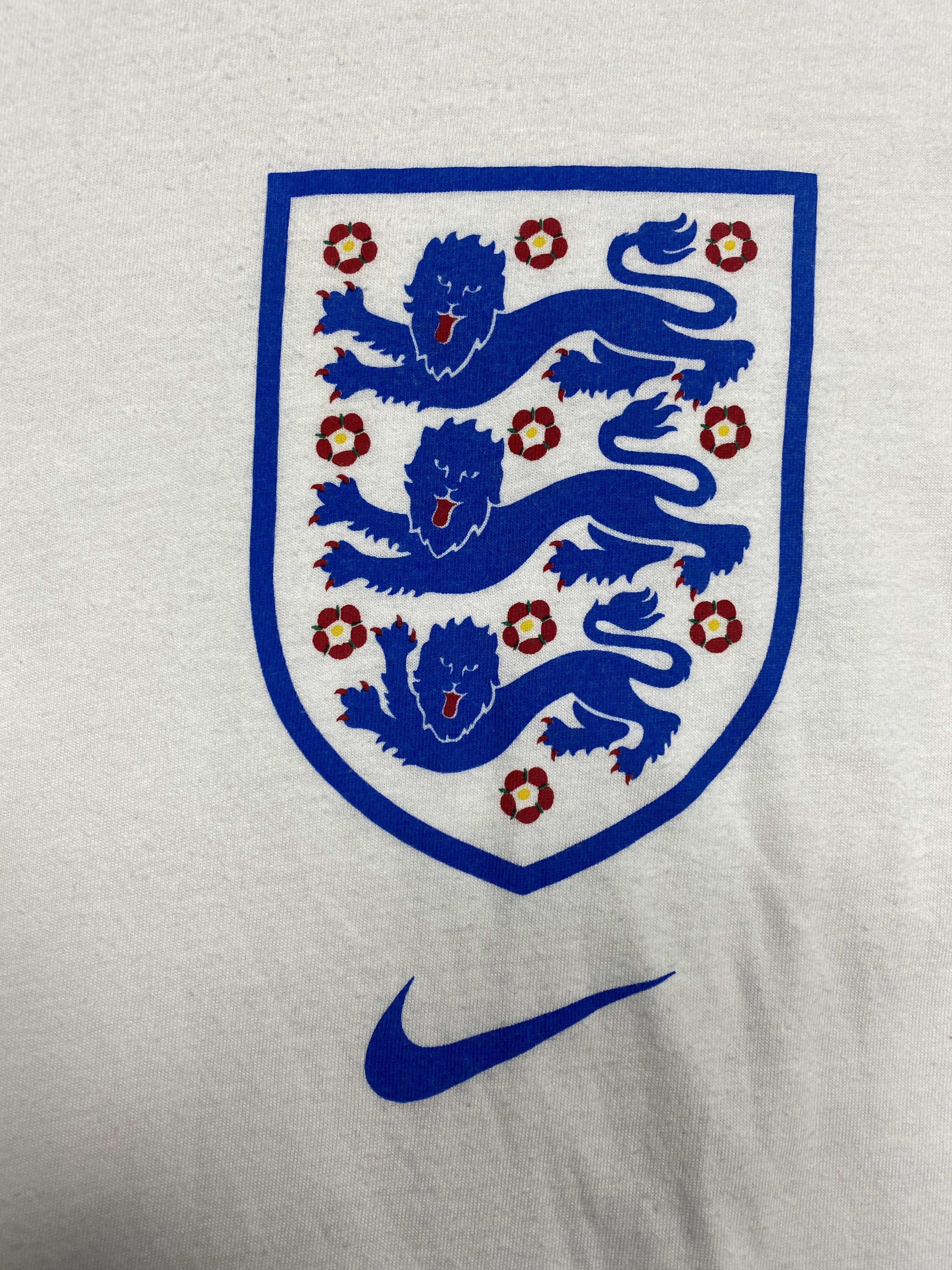Nike × Vintage Nike England Vintage Mens Crew Neck T-Shirt Jersey Size US L / EU 52-54 / 3 - 3 Thumbnail