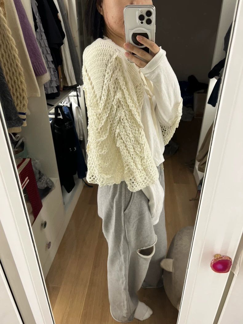 Loewe LOEWE Cute white cloak jacket sweater Size XS / US 0-2 / IT 36-38 - 4 Thumbnail
