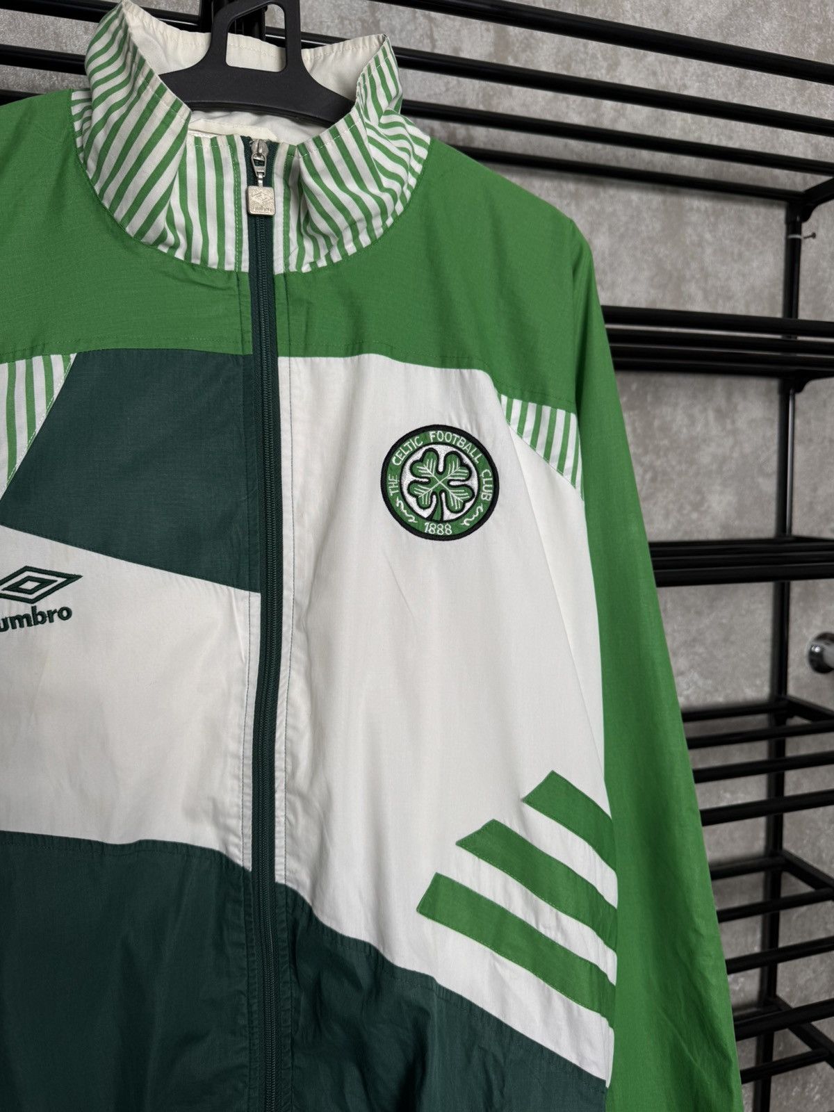 Umbro Celtic 1991 Umbro Walk Out Jacket Size US L / EU 52-54 / 3 - 4 Thumbnail