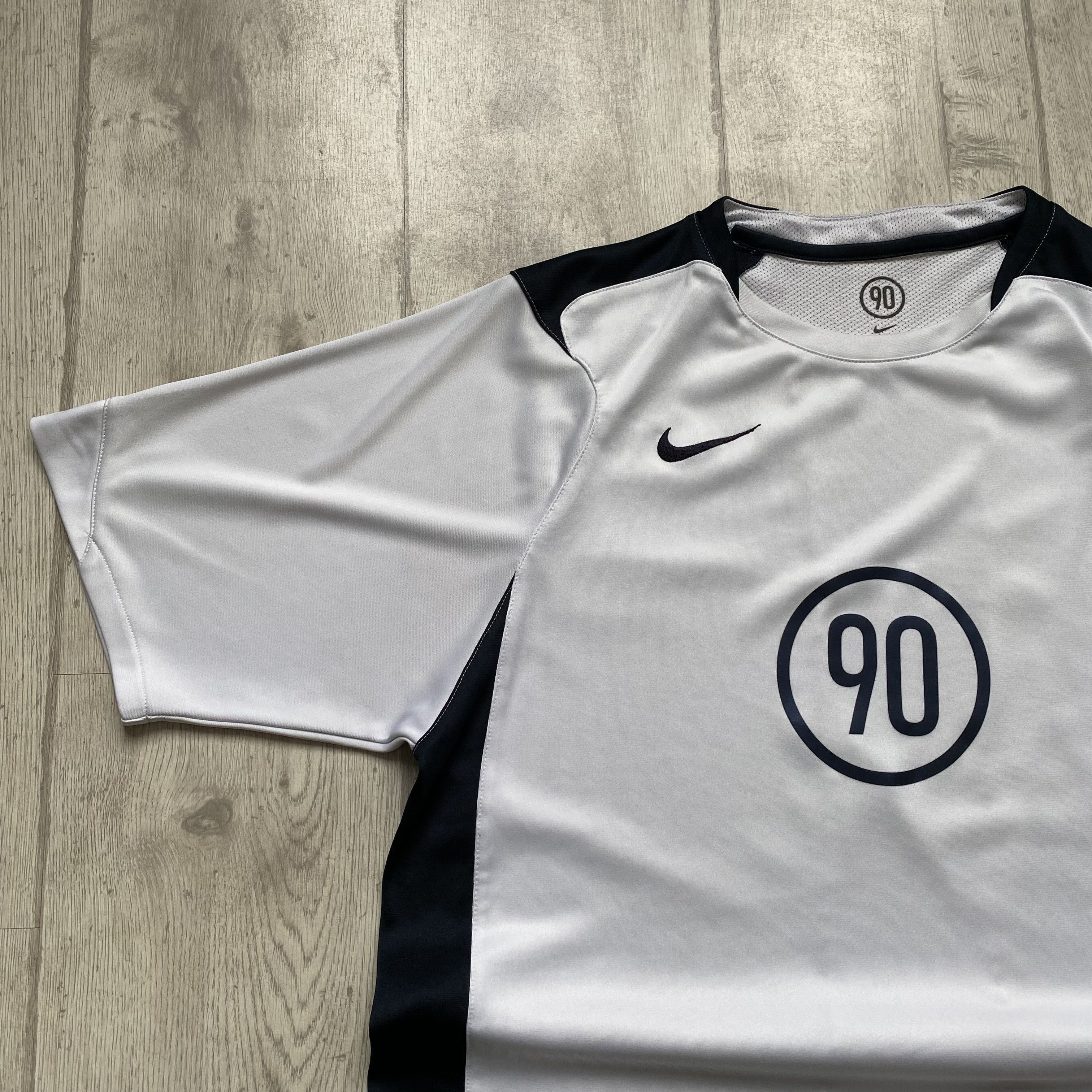 Nike DRILL Vintage Nike T90 tee Jersey Tn Shox Style Size US L / EU 52-54 / 3 - 5 Thumbnail