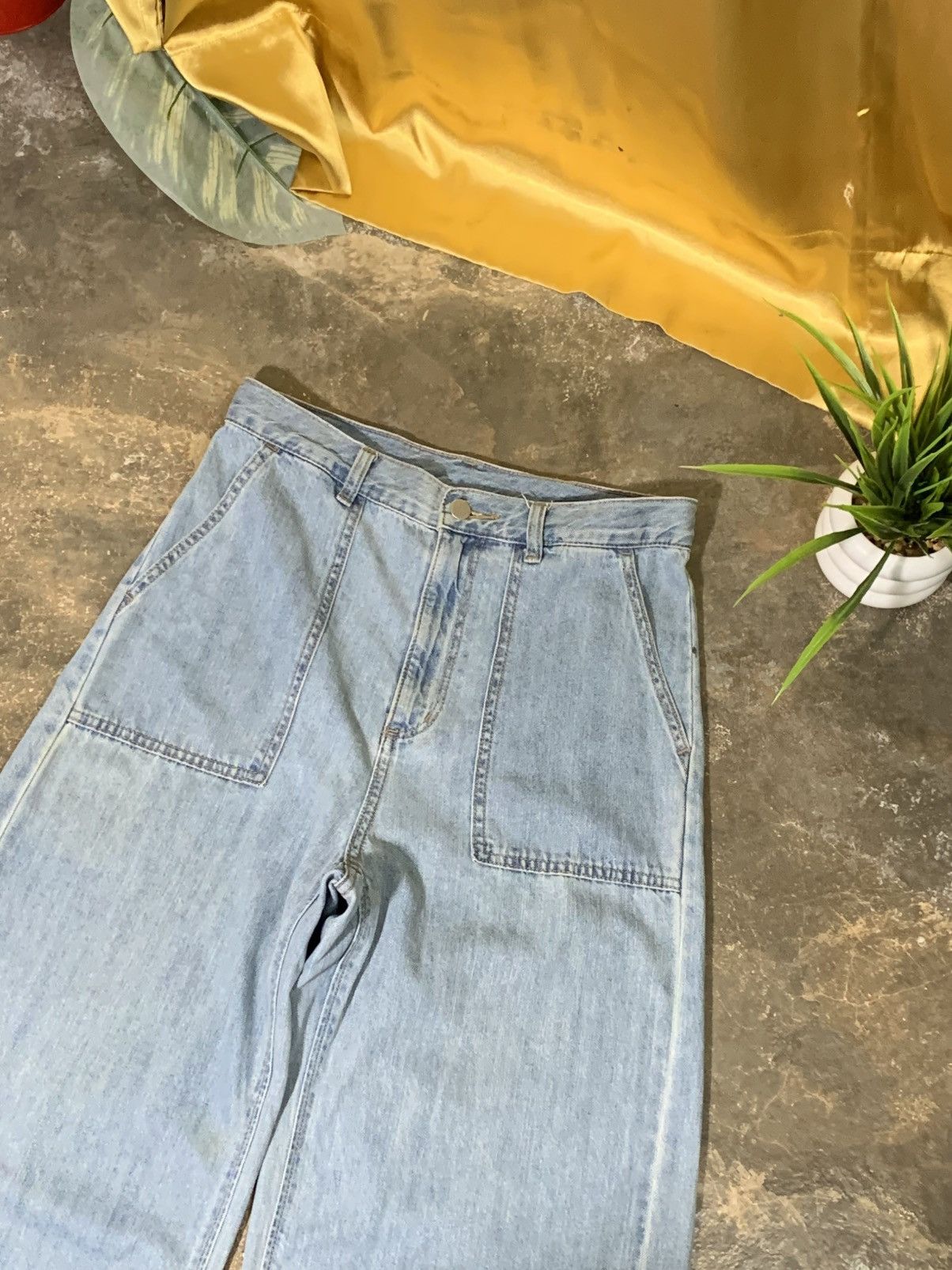 GU GU baggy wide leg baker buckleback jeans Size 30" / US 8 / IT 44 - 2 Thumbnail